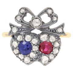 Viktorianischer Doppelherzring mit 0,35 Karat Saphir und Rubin, ca. 1880er Jahre