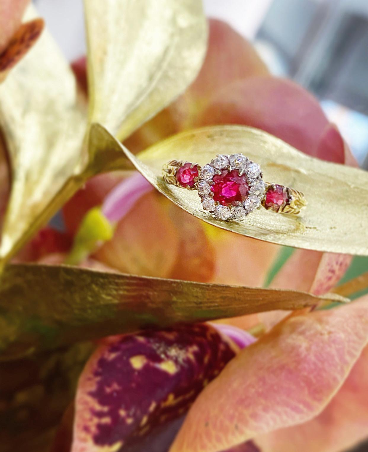 Victorian 0.40 Carat Burmese Ruby and Diamond Ring, circa 1880s For Sale 2