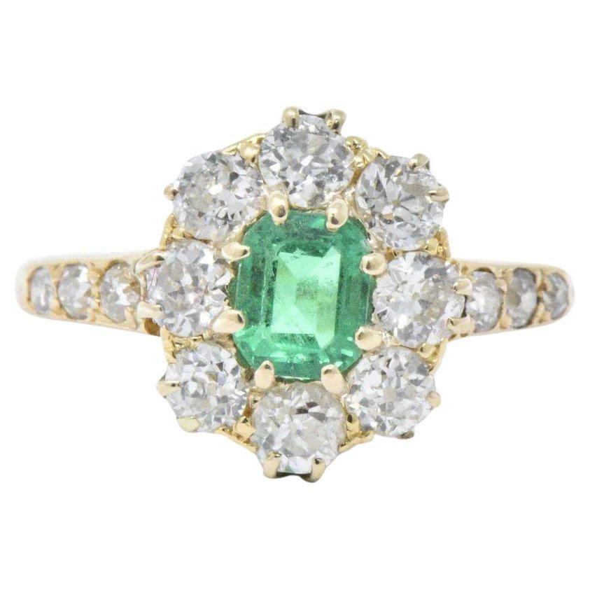 Victorian 1.45 Carats Emerald Diamond 14 Karat Gold Cluster Ring