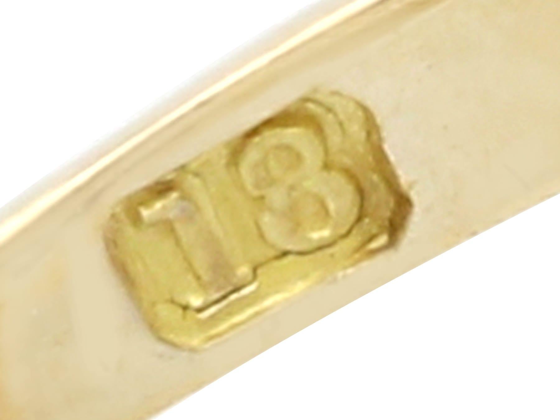 Bague victorienne en or jaune 18 carats avec opale de 0,50 carat et diamants de 0,33 carat en vente 3
