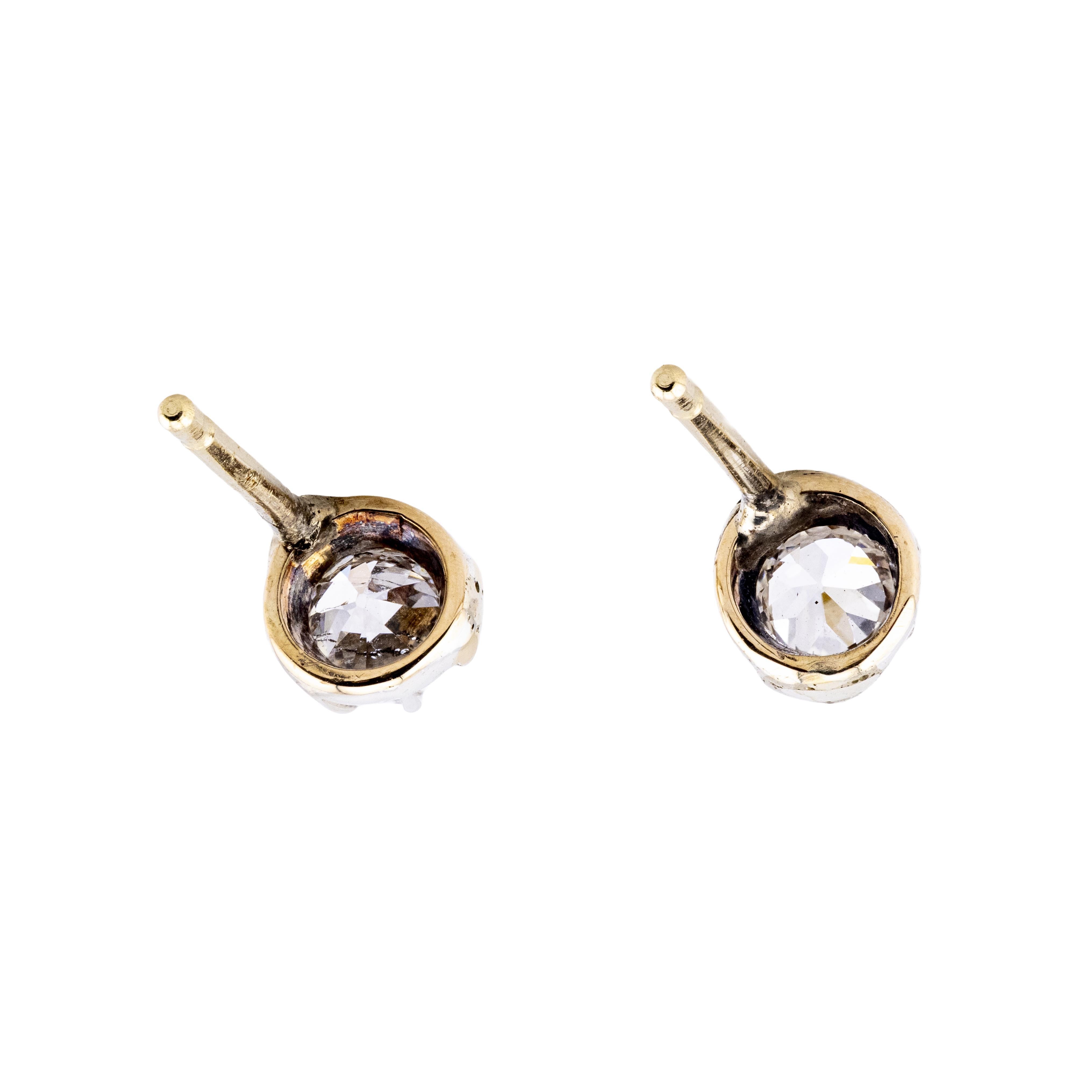 Taille vieille mine Boucles d'oreilles victoriennes en diamant taille ancienne 0,50 CTW Collet Set en vente