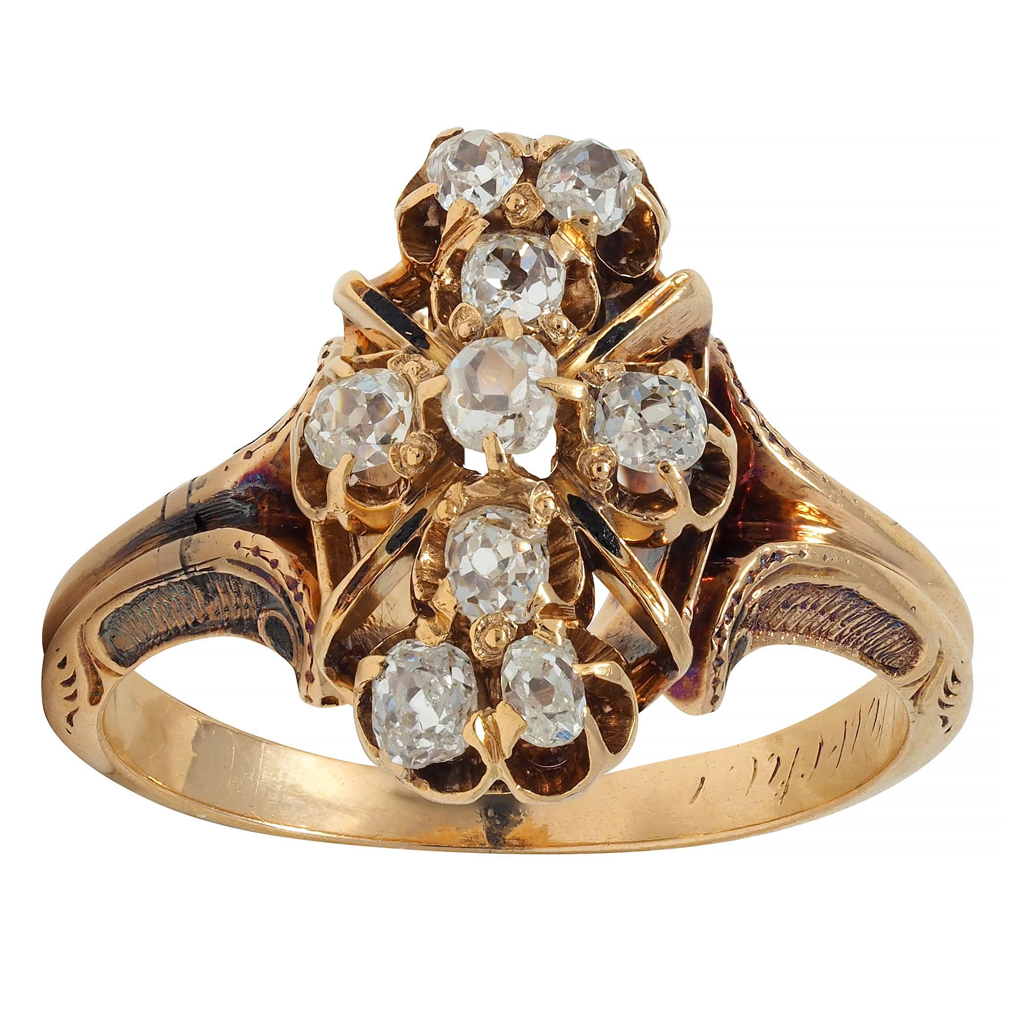 Victorian 0.50 CTW Old Mine Cut Diamond 18 Karat Yellow Gold Antique Ring For Sale 6