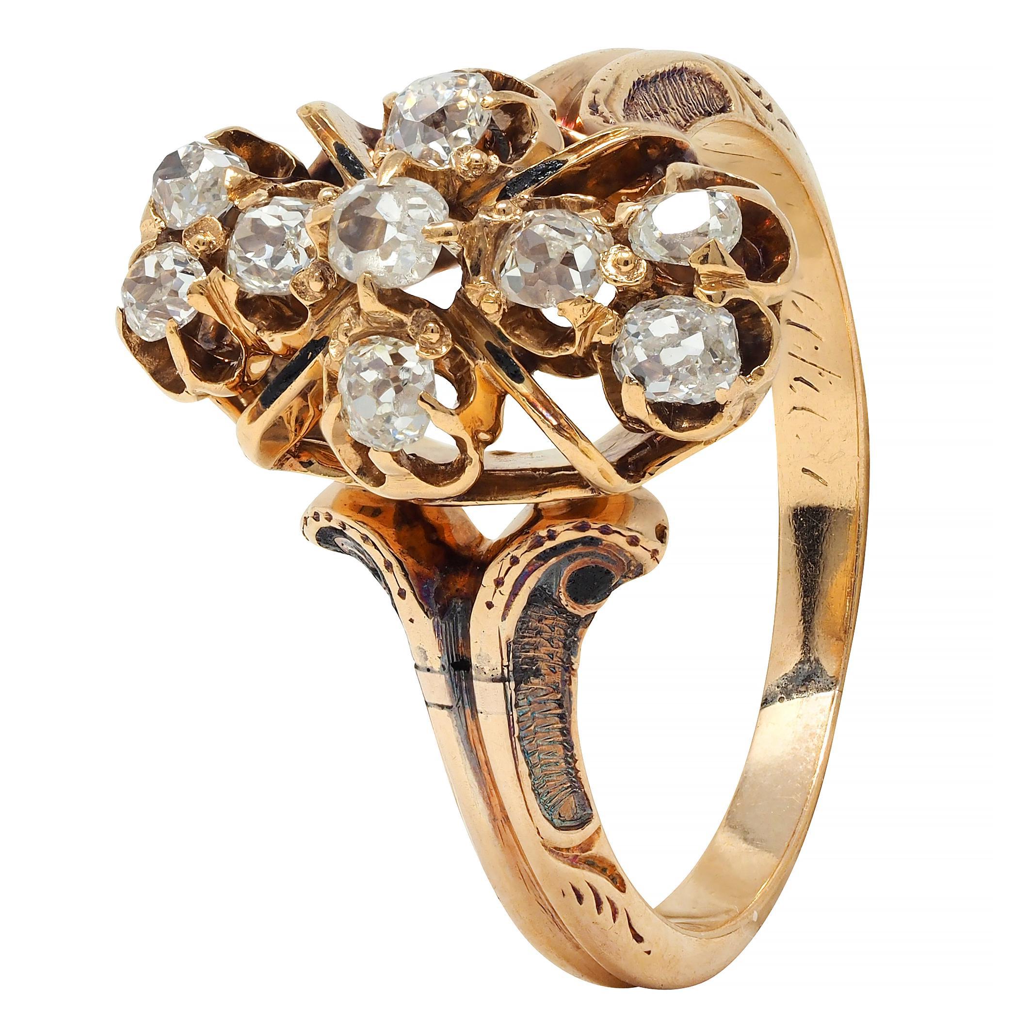 Victorian 0.50 CTW Old Mine Cut Diamond 18 Karat Yellow Gold Antique Ring For Sale 4