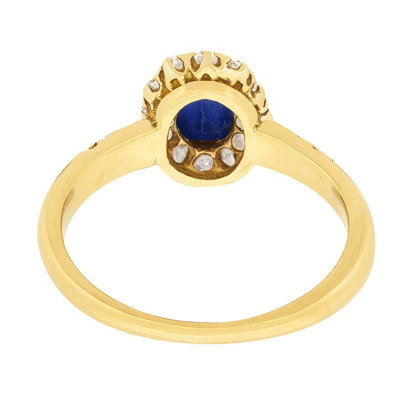Bague Halo Victorienne en saphir et diamant de 0::50 carat:: vers 1880s Bon état à London, GB