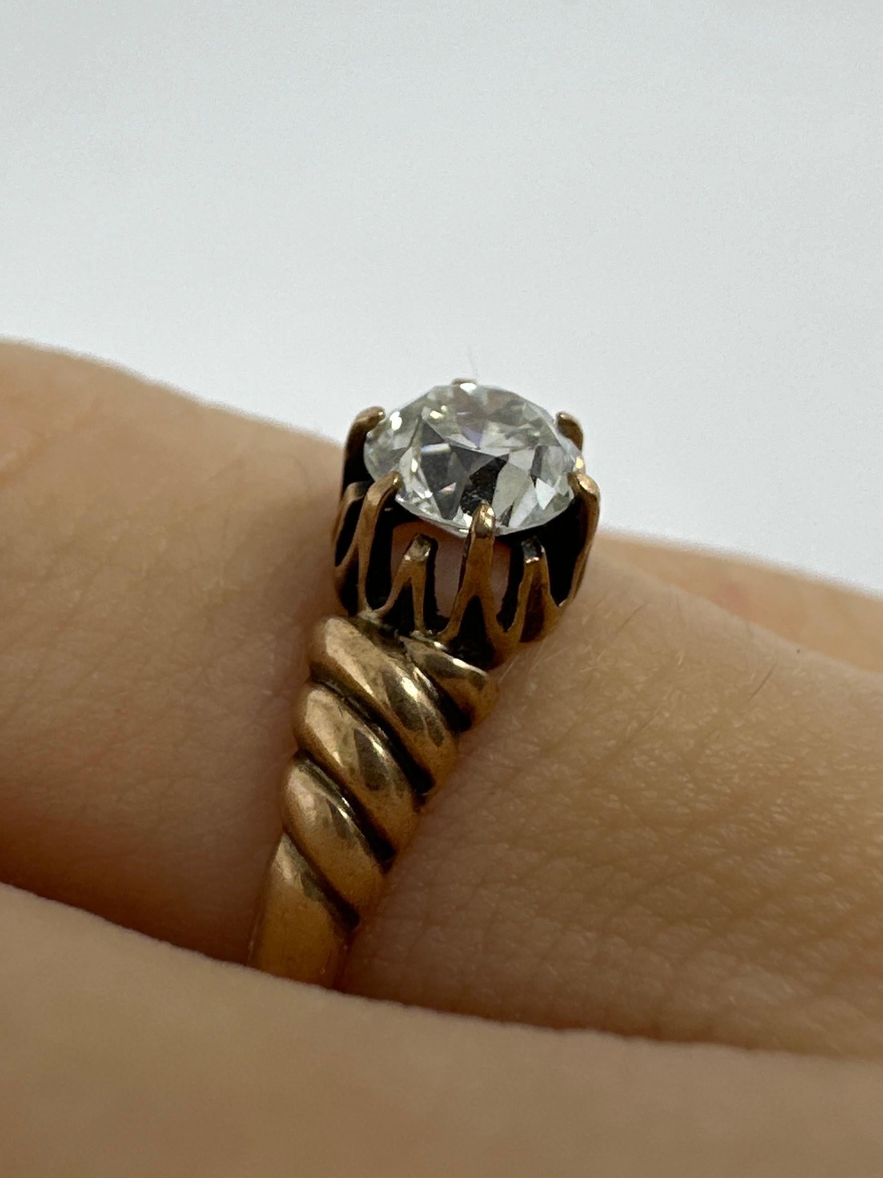 Victorian 0.54 carat Circular Brilliant Cut Diamond Antique Engagement Ring 4