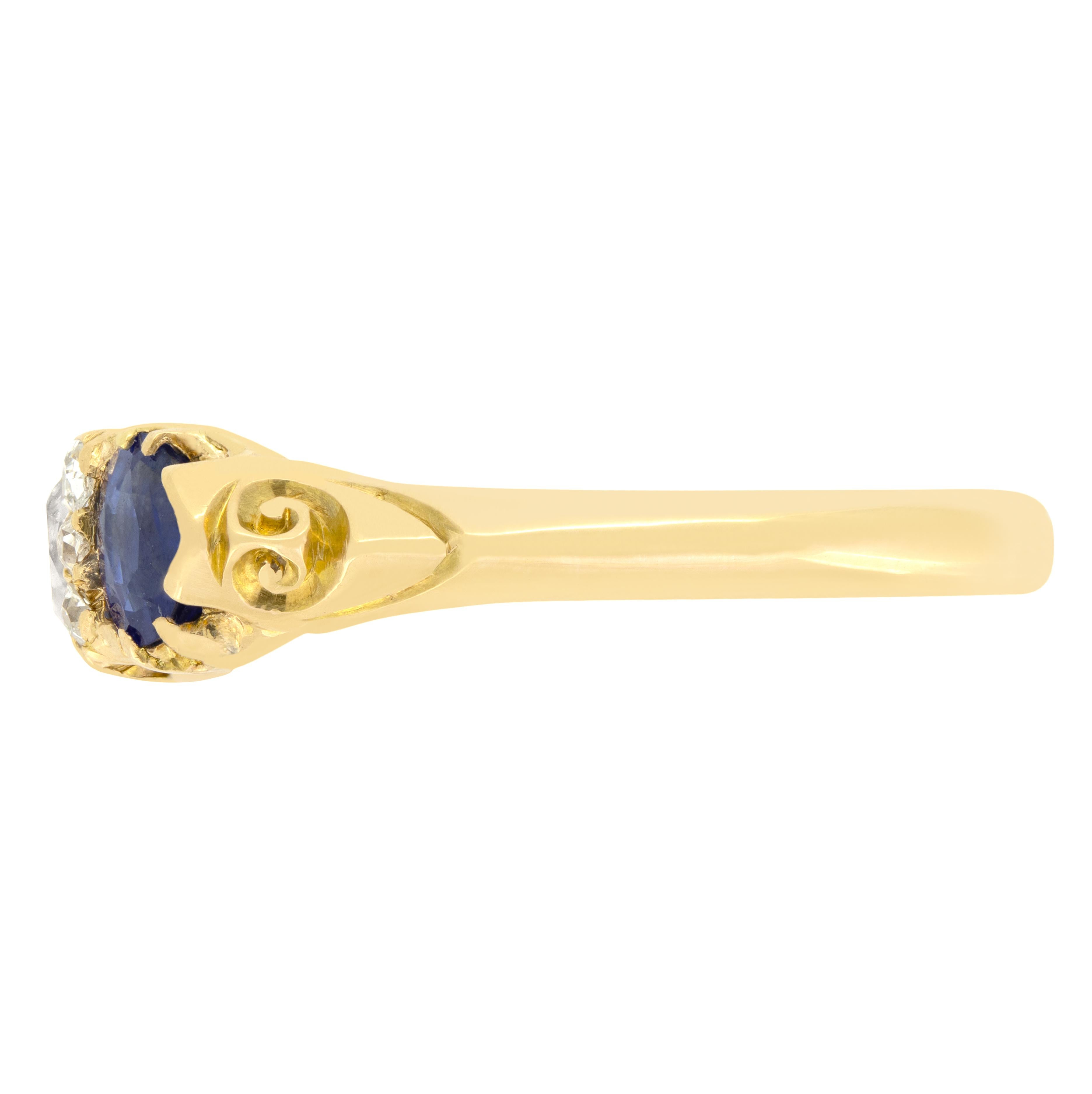 Anillo victoriano de diamantes y zafiros de 0,60 ct con tres piedras, c.1880 Victoriano en venta