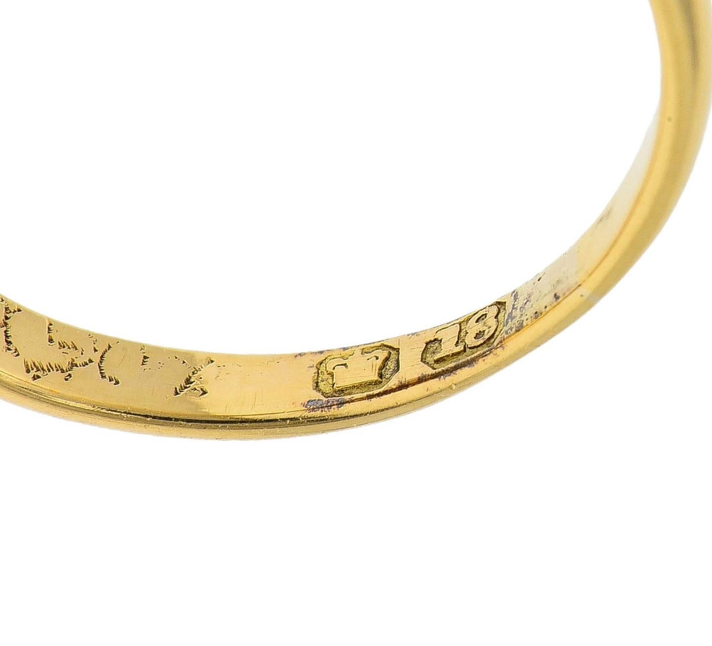 Bague navette victorienne ancienne en or jaune 18 carats avec diamants et rubis de 0,62 carat en vente 2