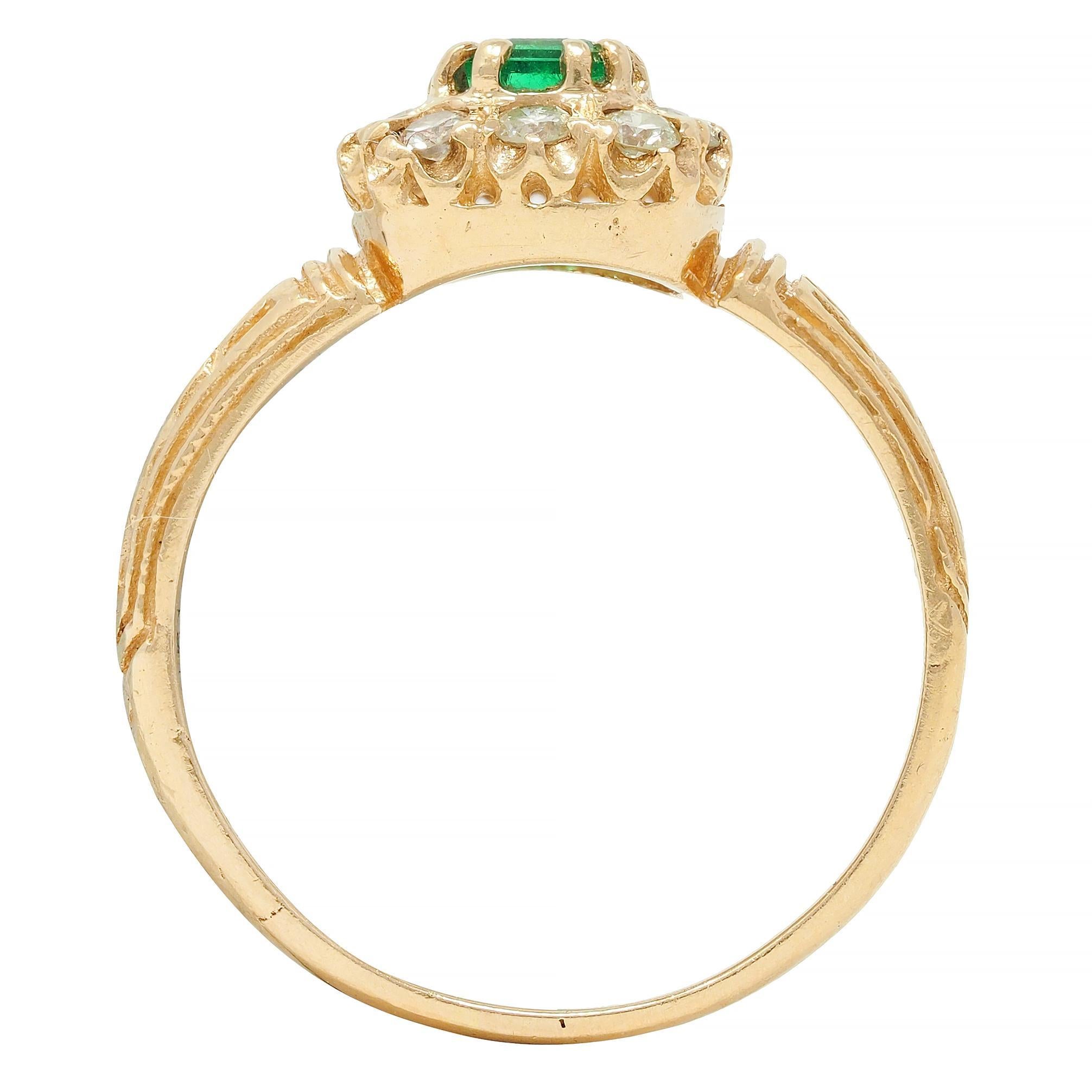 Victorian 0.65 CTW Emerald Diamond 14 Karat Yellow Gold Antique Halo Ring In Excellent Condition For Sale In Philadelphia, PA