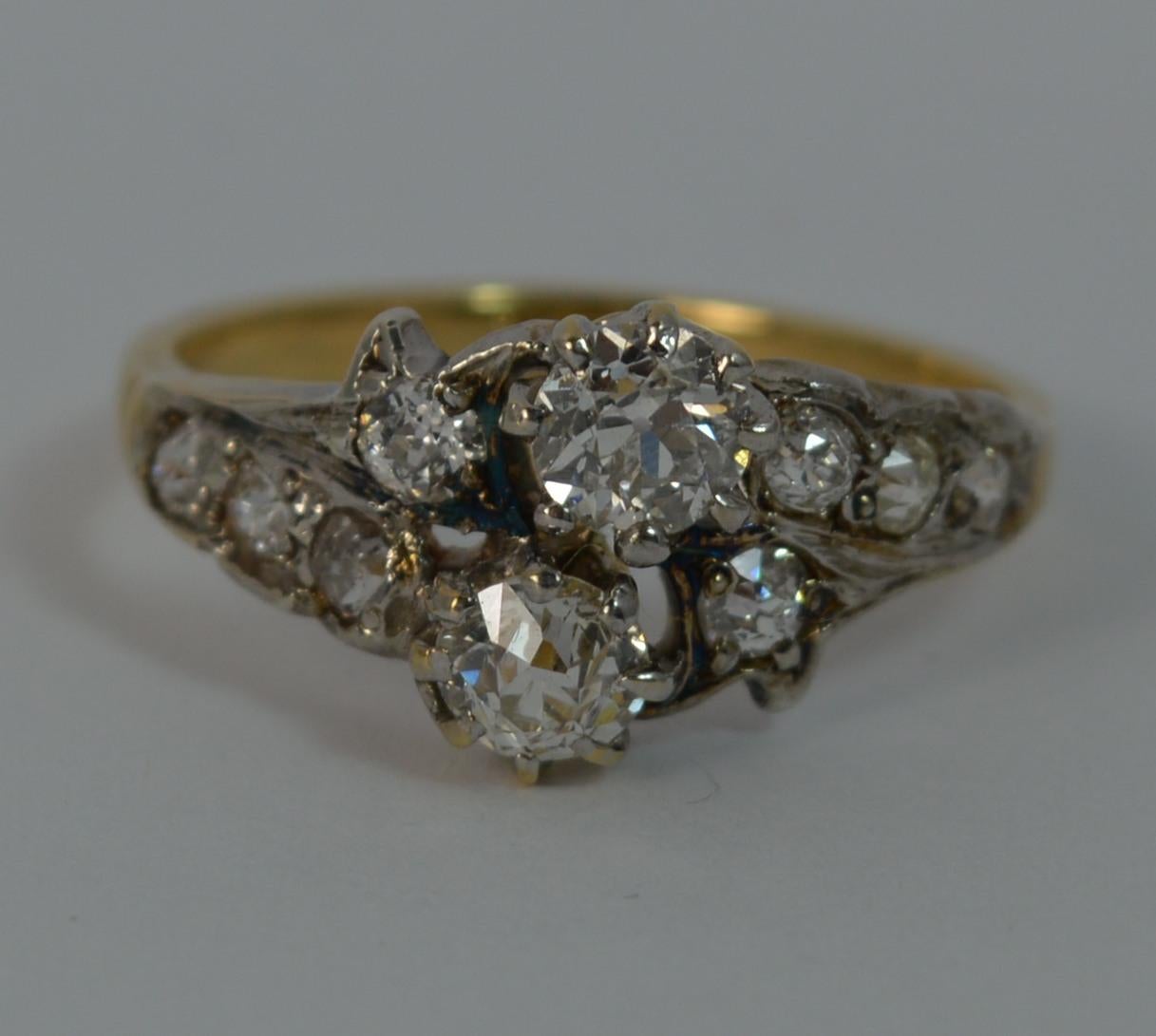 Victorian 0.65 Carat Old Cut Diamond 18 Carat Gold Toi Et Moi Engagement Ring 7