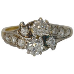 Victorian 0.65 Carat Old Cut Diamond 18 Carat Gold Toi Et Moi Engagement Ring