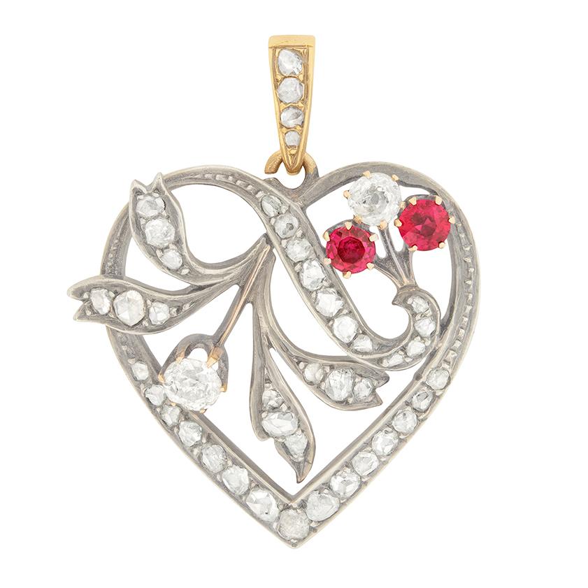 Victorian 0.75 Carat Diamond and Ruby Heart Pendant, circa 1880s In Good Condition In London, GB