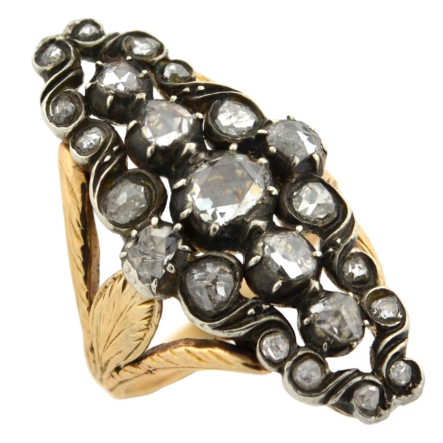 Ein exquisiter Diamant-Navette-Ring aus der viktorianischen Ära (ca. 1850)! Dieser Ring aus gemischtem Metall ist mit funkelnden Diamanten im Rosenschliff besetzt, die das navettenförmige Mittelstück zieren. Die wunderschönen Steine liegen in einer