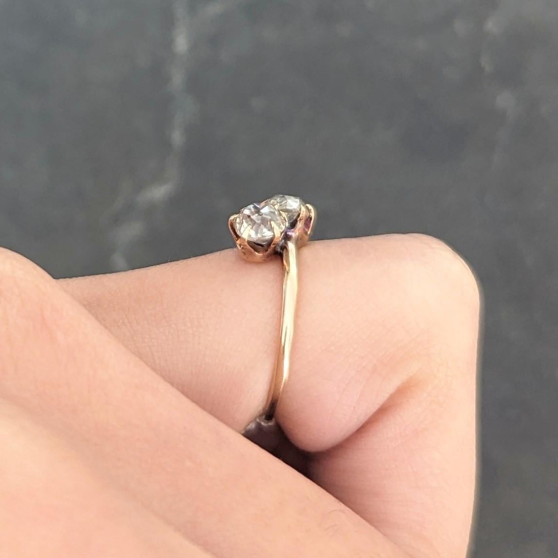 Victorian 0.94ct Old Mine Cut Diamond 14k Yellow Gold Toi Et Moi Ring For Sale 6