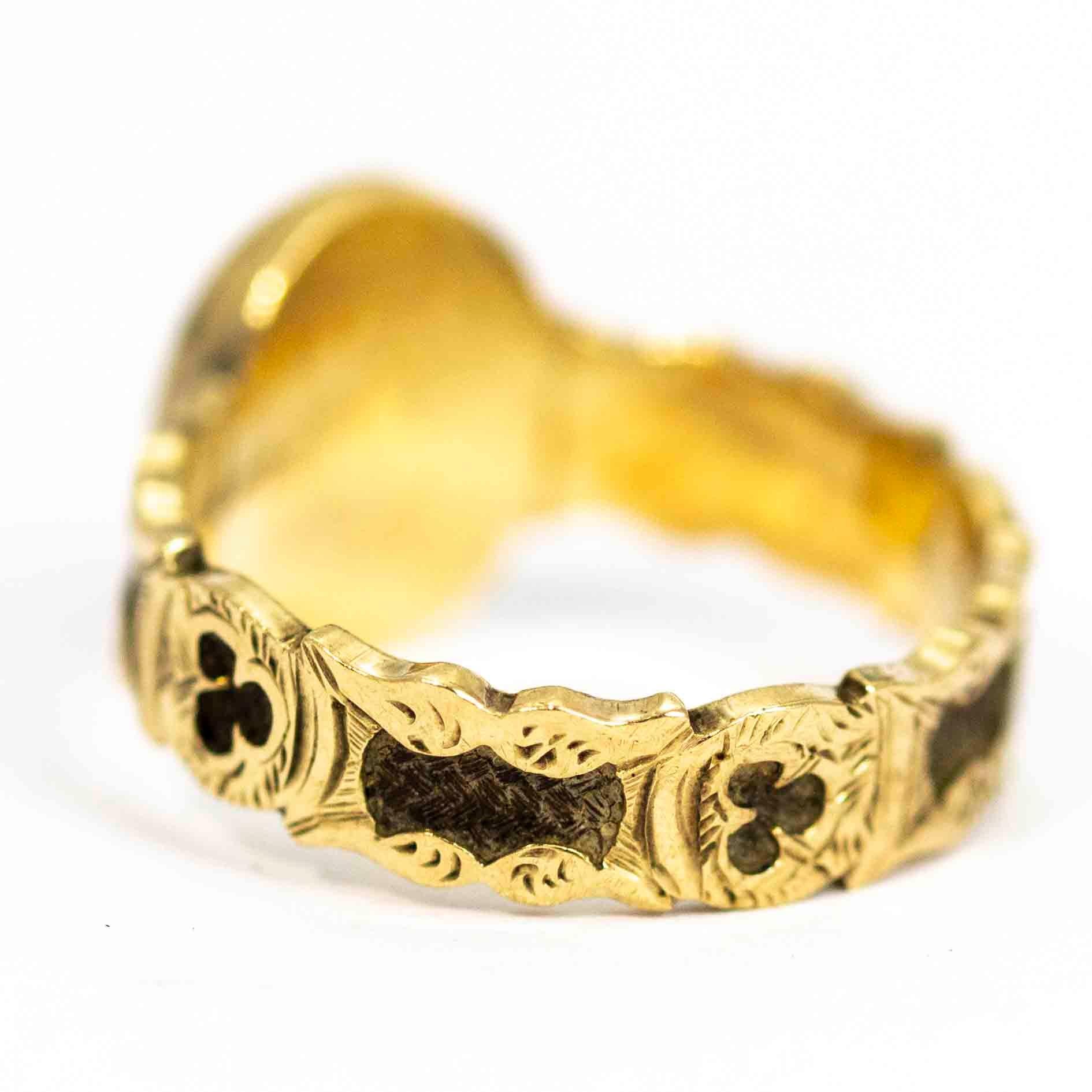 Victorian 10 Carat Gold Black Enamel and Pearl Flower Mourning Ring In Good Condition In Chipping Campden, GB