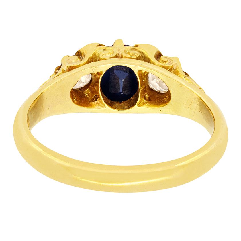Victorian 1.00ct Sapphire and Diamond Ring, c.1880s In Good Condition In London, GB