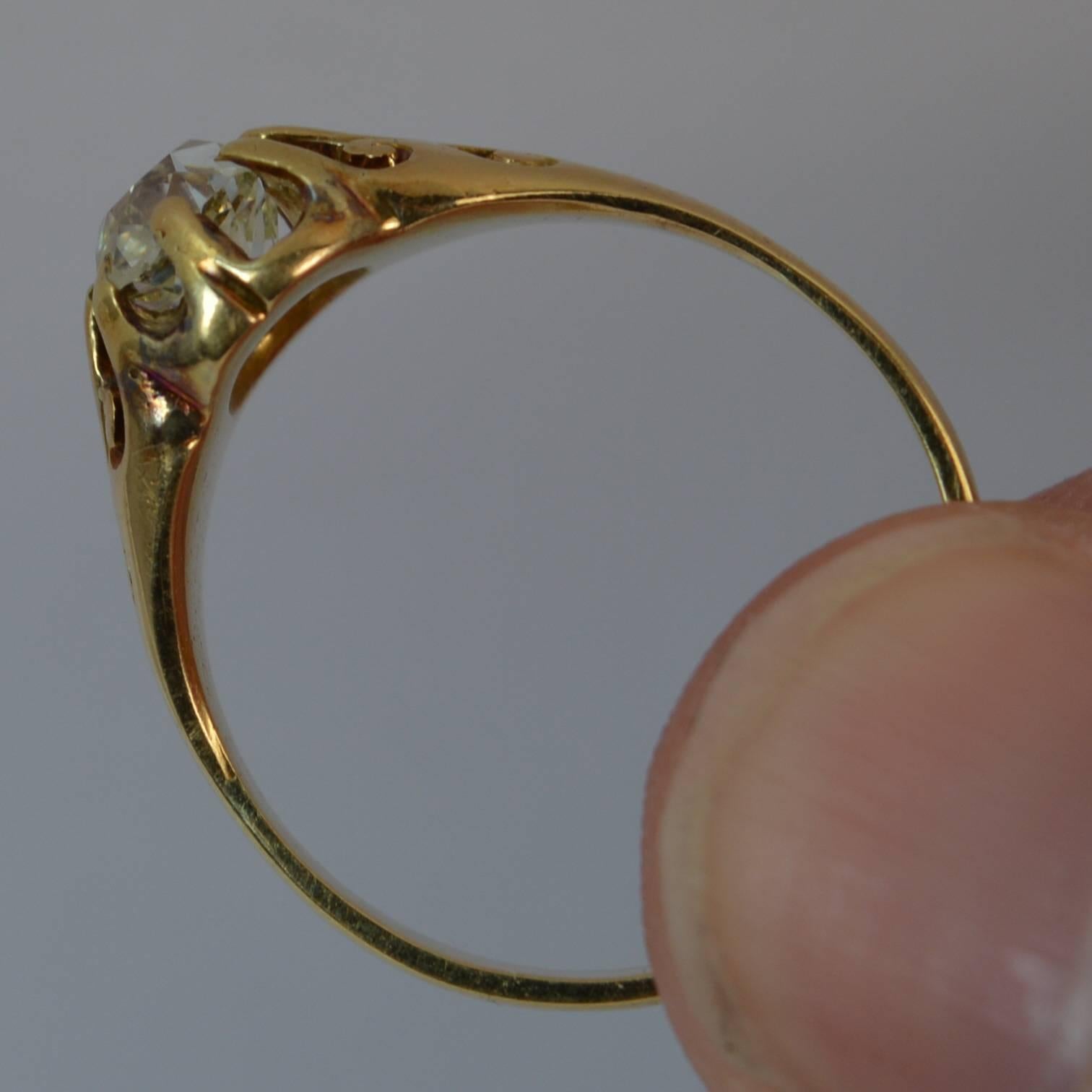 Women's or Men's Victorian 1.02 Carat Old Cut Diamond 18 Carat Gold Solitaire Engagement Ring