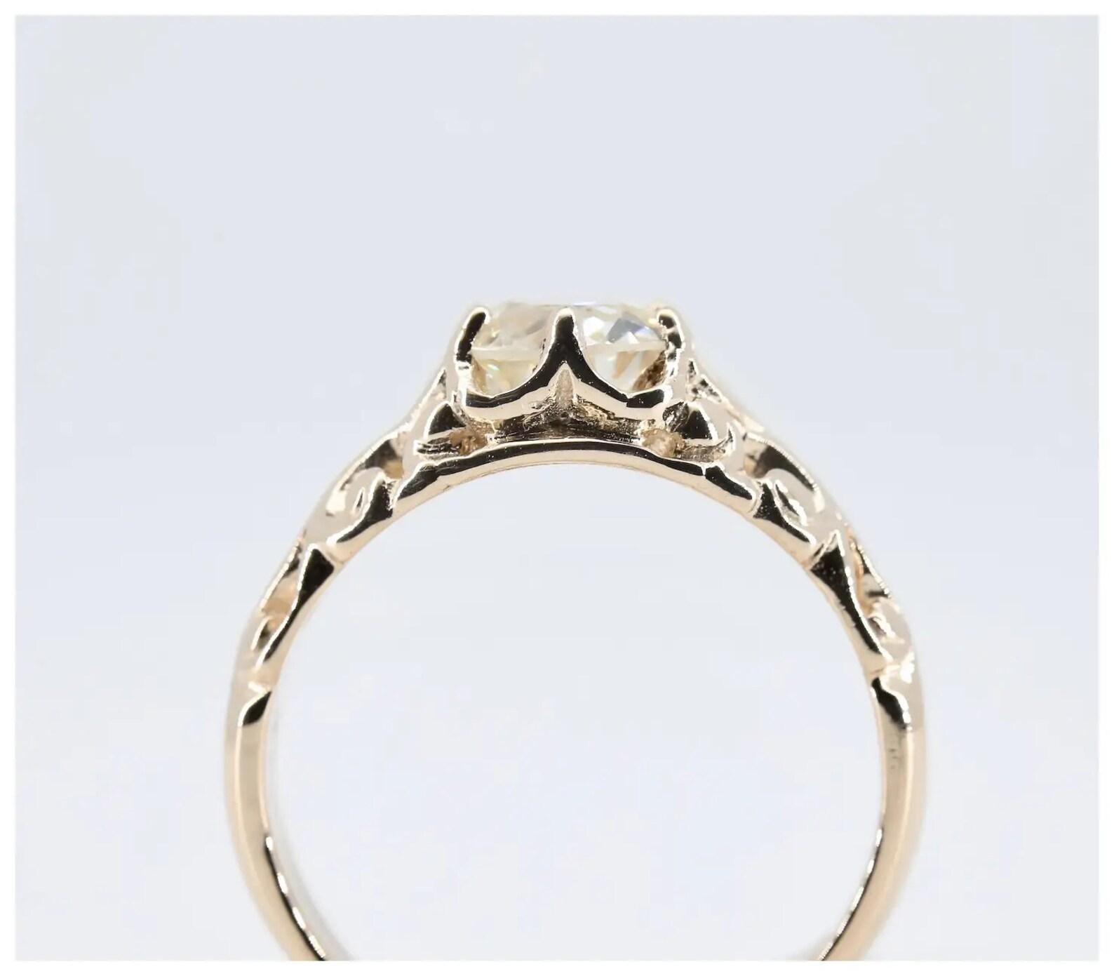 Victorian 1.02ct Diamond Solitaire Scroll Work Engagement Ring in 14K Gold In Good Condition For Sale In Boston, MA