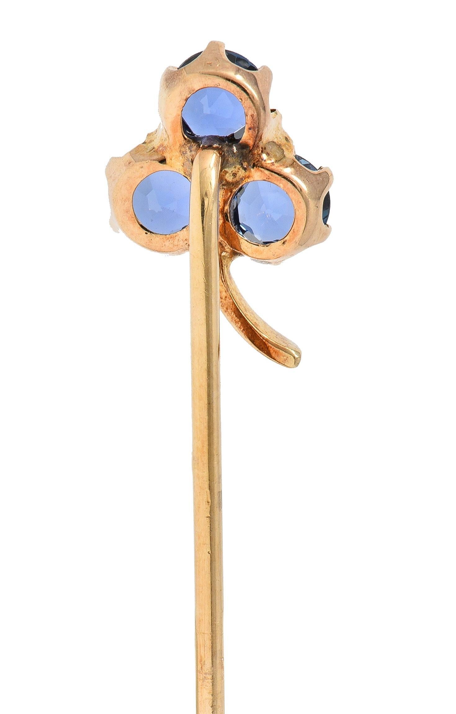 Victorian 1.05 CTW Sapphire 14 Karat Yellow Gold Clover Antique Stickpin In Excellent Condition For Sale In Philadelphia, PA