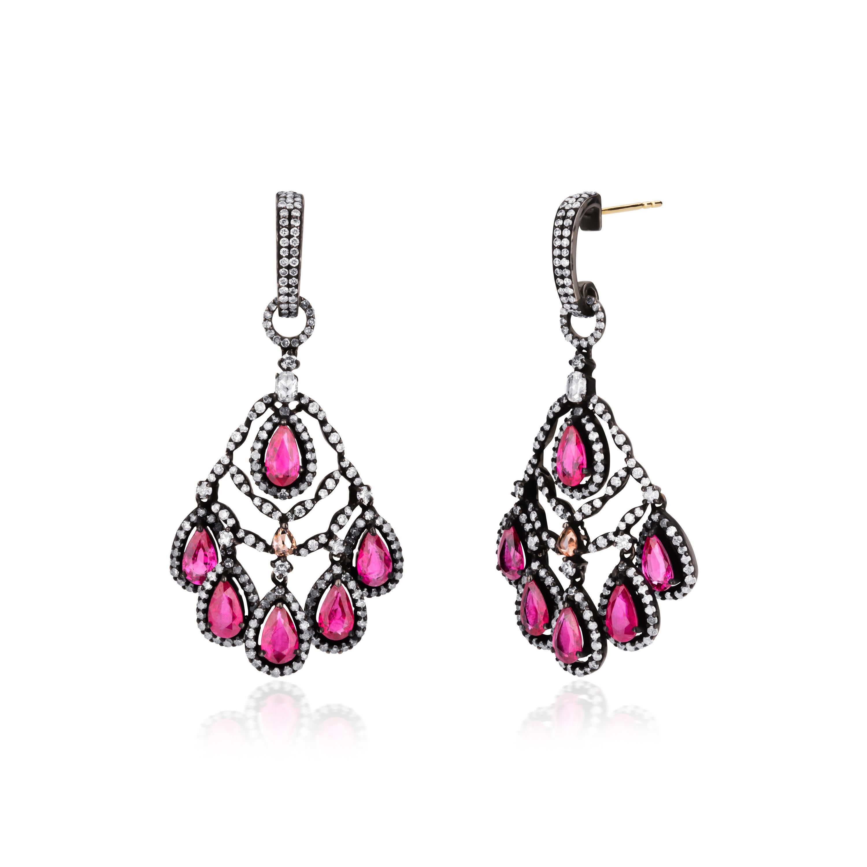 Victorian 10.61cttw Pear Ruby and Diamond Chandelier Earrings In New Condition For Sale In New York, NY