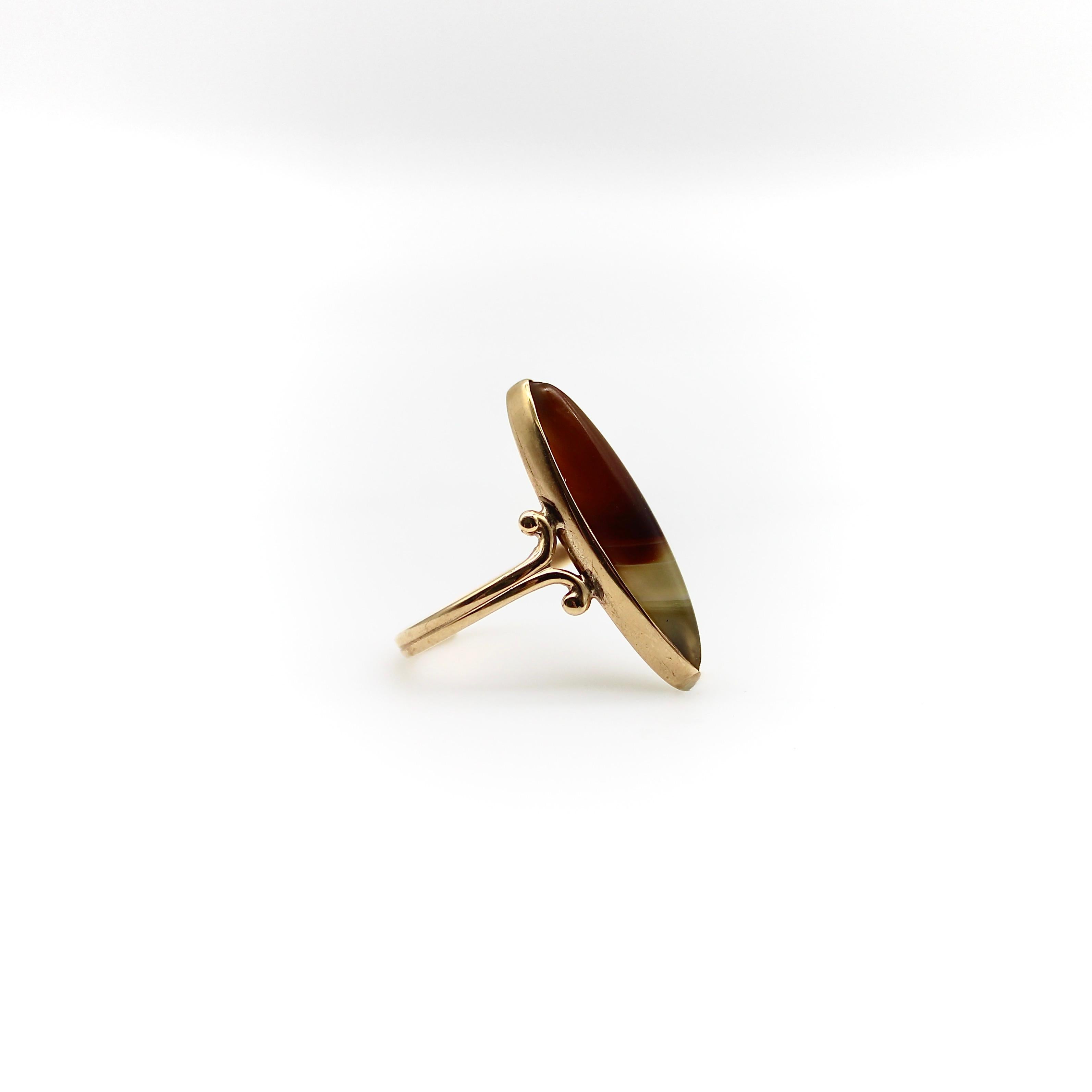 Women's or Men's Victorian 10K Gold Banded Agate Ring For Sale