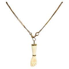 Viktorianische Halskette mit Figa-Anhänger aus 10 Karat Goldkette