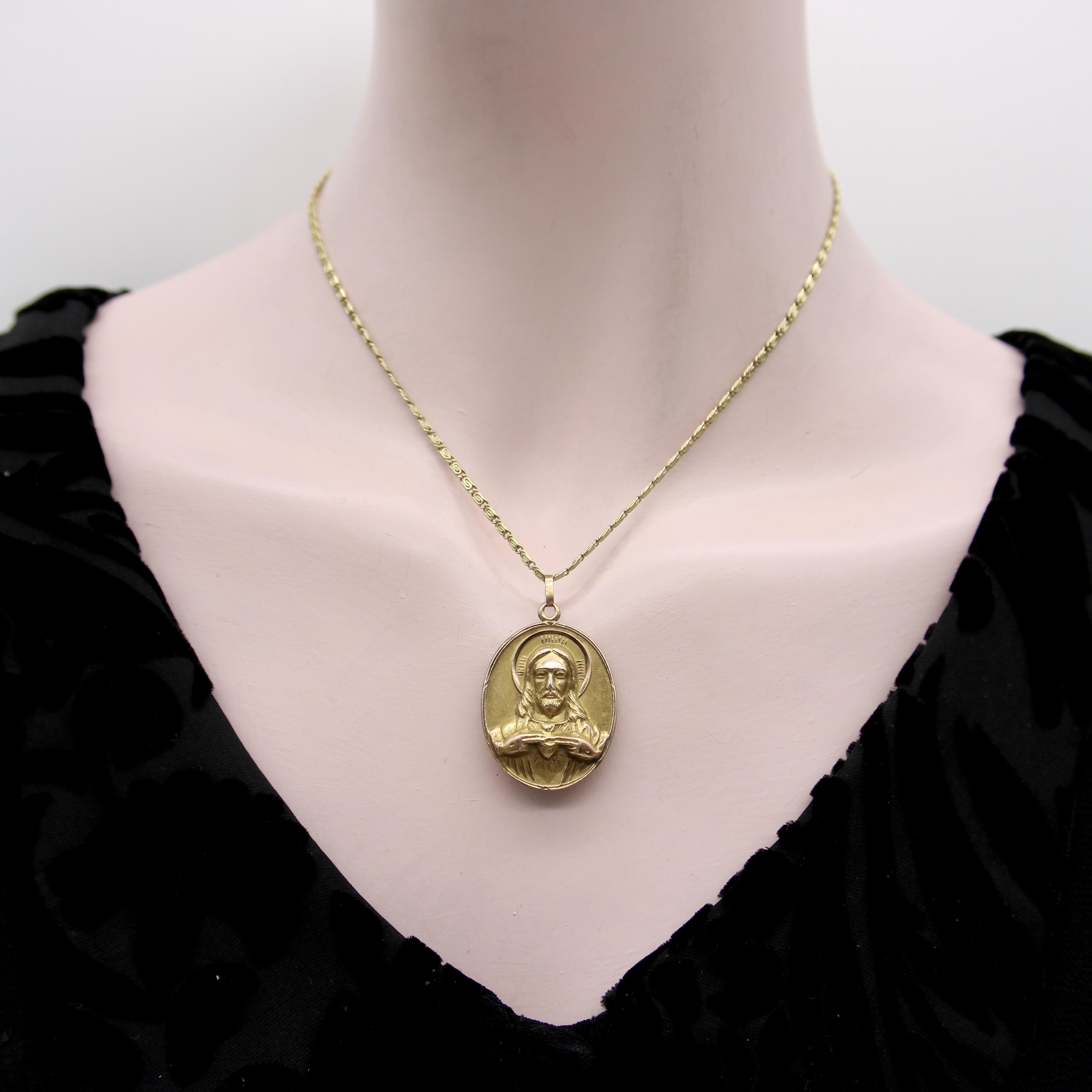 Pendentif Victorien en or 10K Notre-Dame du Perpétuel Secours et Sacré-Cœur en vente 7