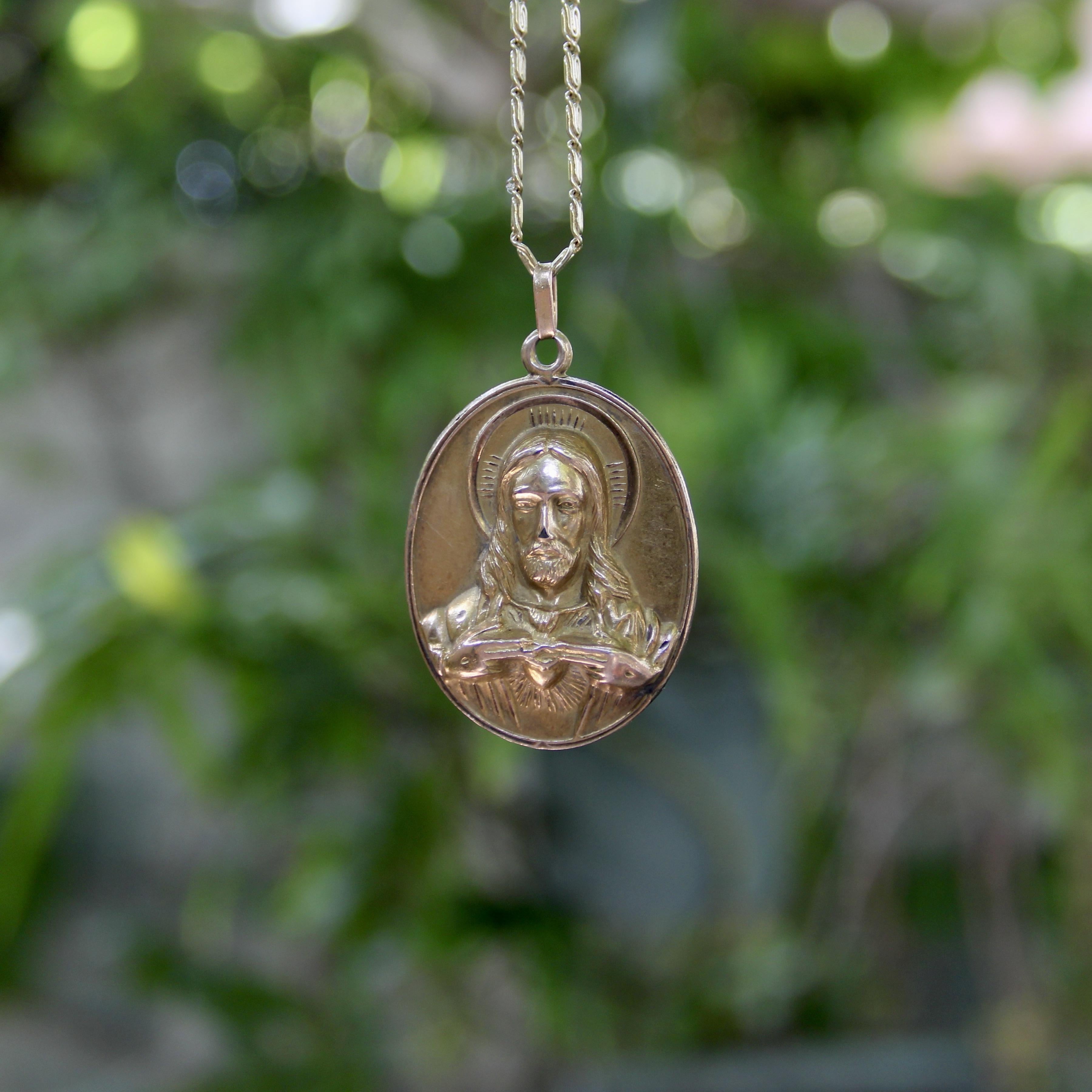 Pendentif Victorien en or 10K Notre-Dame du Perpétuel Secours et Sacré-Cœur en vente 4