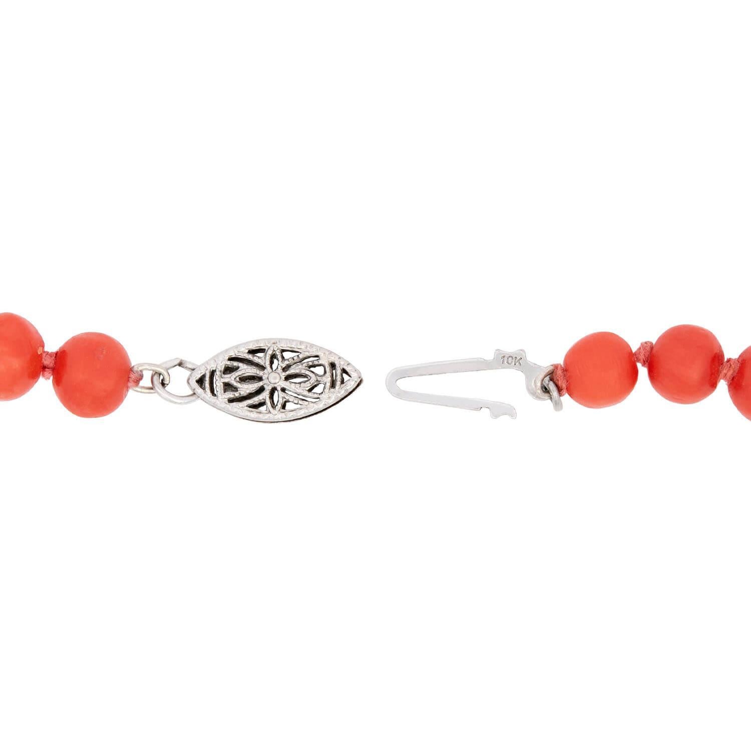 Women's or Men's Victorian 10k Graduated Coral Bead Necklace For Sale