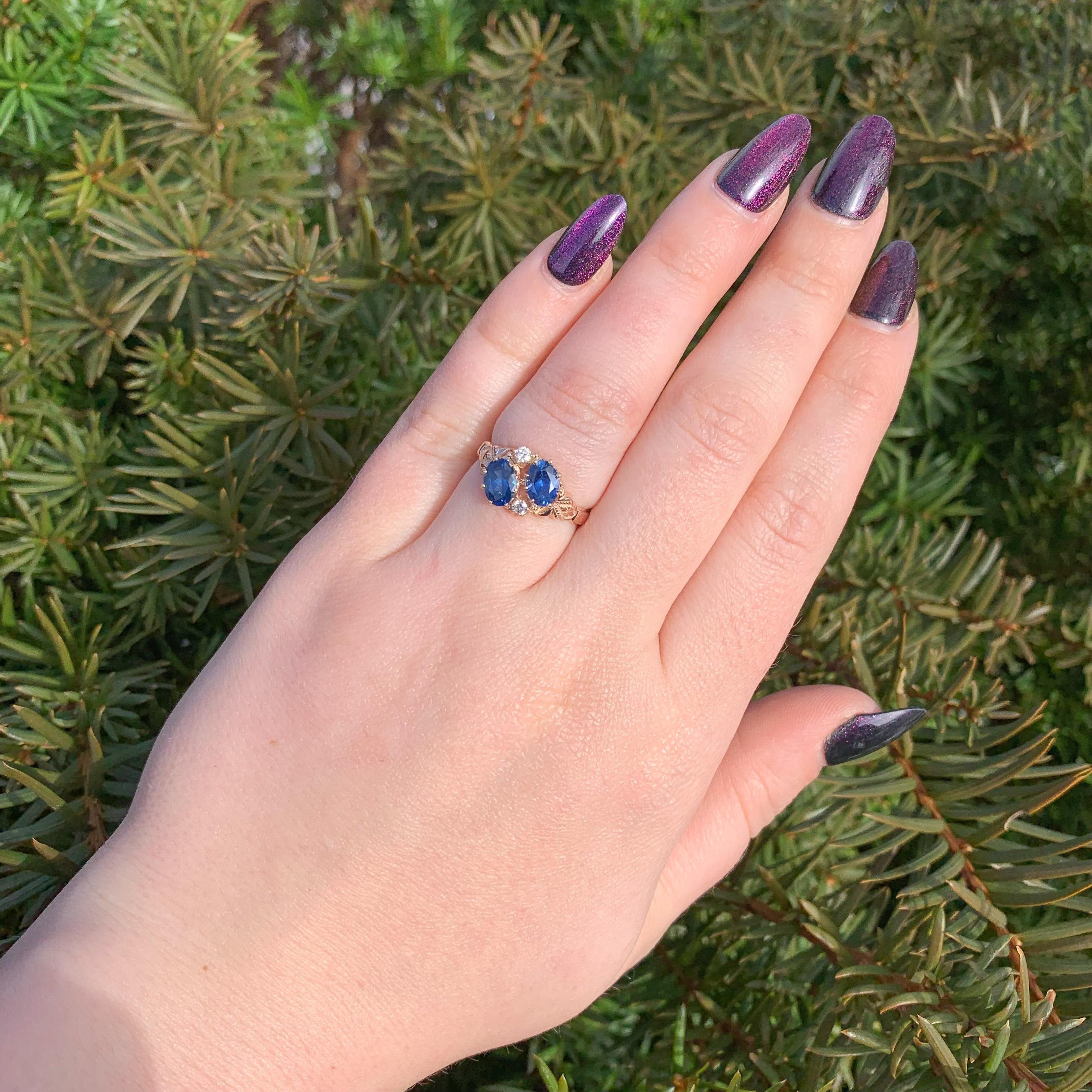 Viktorianischer Ring aus 10 Karat Roségold mit blauem Saphir und Diamant im Angebot 1