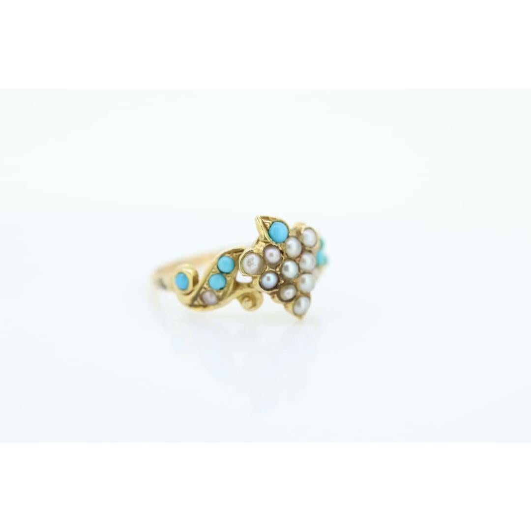 Victorian 10k Turquoise Cabochon and Pearl Seed Ring. 10k Victorian ornate Vine In Good Condition For Sale In Port Charlotte, FL