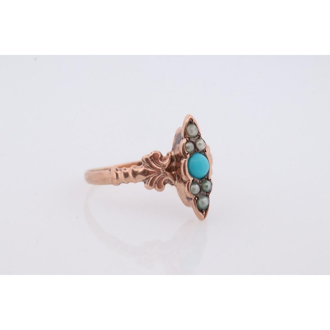 Victorian 10k Turquoise Cabochon and Pearl Seed Ring. 10k Victorian ornate Vine In Good Condition For Sale In Port Charlotte, FL