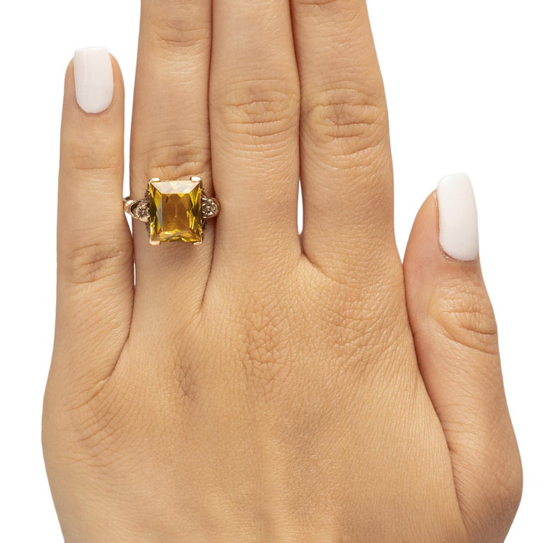 Women's or Men's Victorian 10K Yellow Gold Rectangle Cut Yellow Citrine with Floral Details Ring