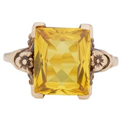 Antique Victorian 10K Yellow Gold Rectangle Cut Yellow Citrine with Floral Details Ring