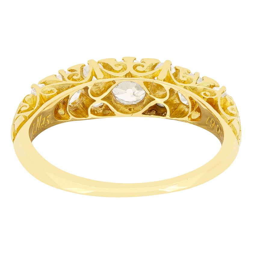Victorian 1.10ct Diamond Carved Shank Ring, hallmarked 1903 In Good Condition For Sale In London, GB