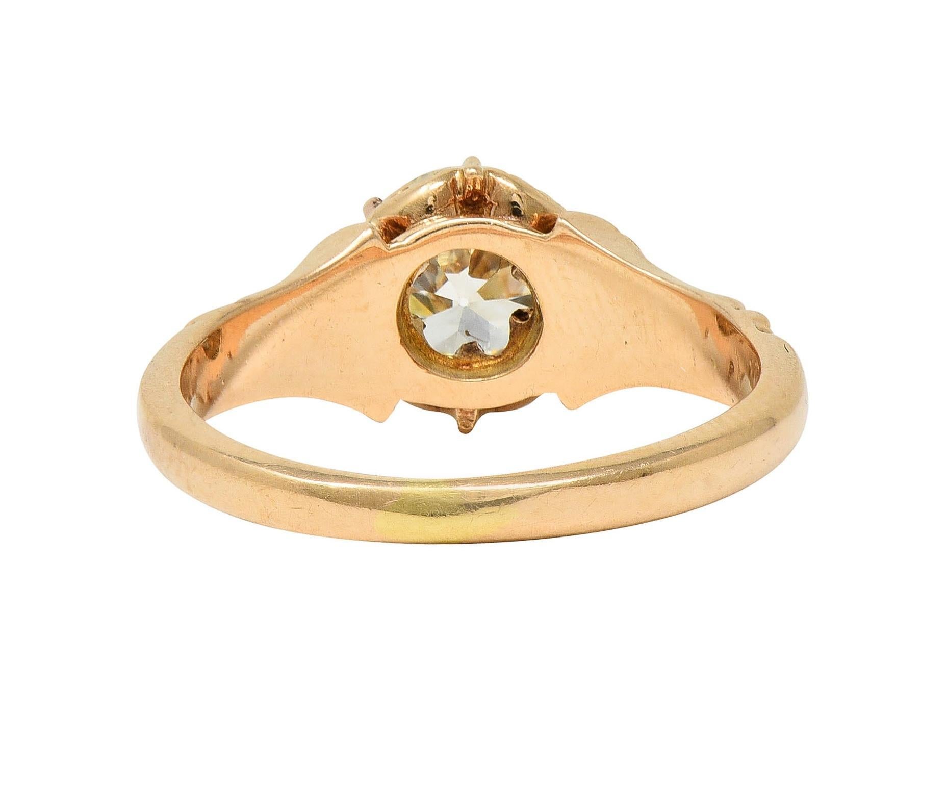 Taille ronde Bague de fiançailles victorienne ancienne en or 14 carats avec diamant européen ancien de 1,12 carat en vente