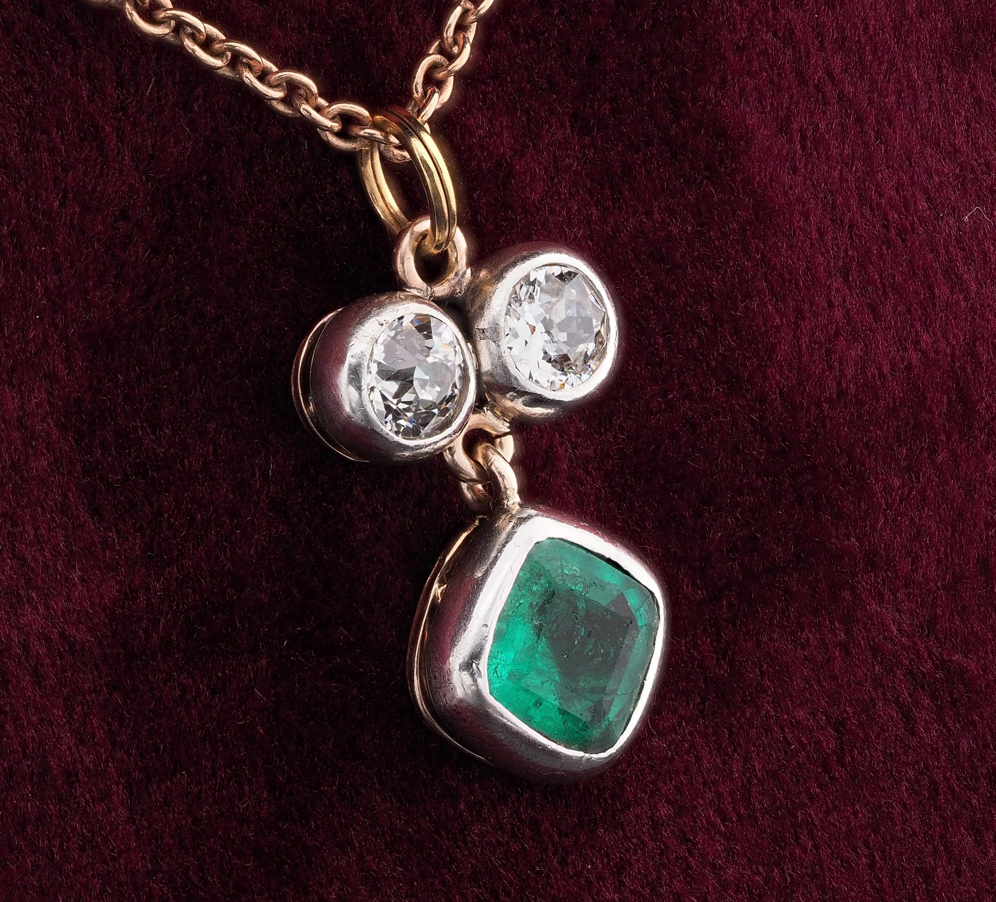 Victorian 1.15 Ct Colombian Emerald ..80 Ct Old Mine Diamond Three Stone pendant In Good Condition For Sale In Napoli, IT