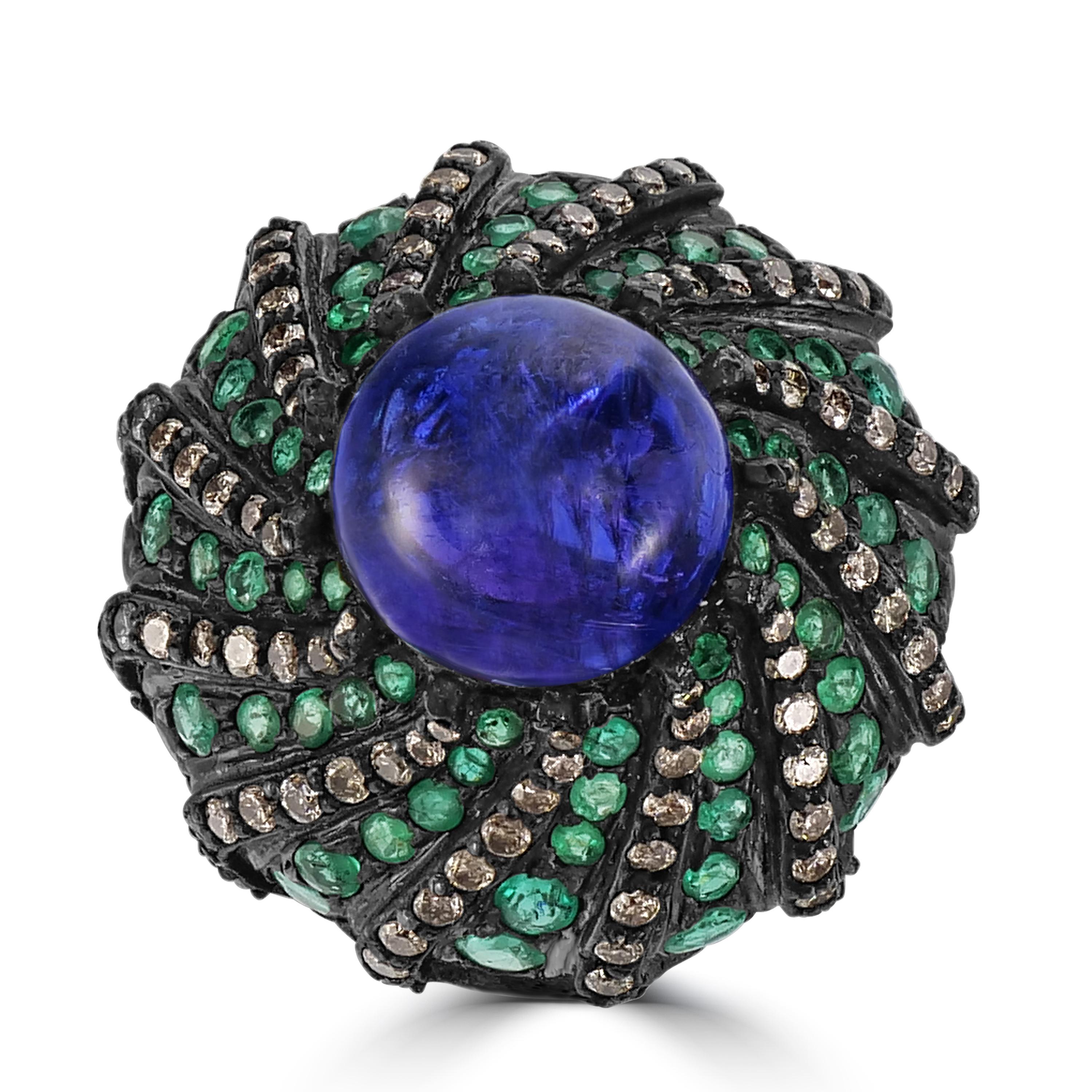 Victorian 11.5 Cttw. Tanzanite, Emerald and Diamond Split Shank Dome Ring In New Condition For Sale In New York, NY