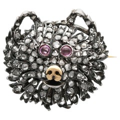 Spilla vittoriana con diamante e rubino e orso d'oro da 1,16 carati