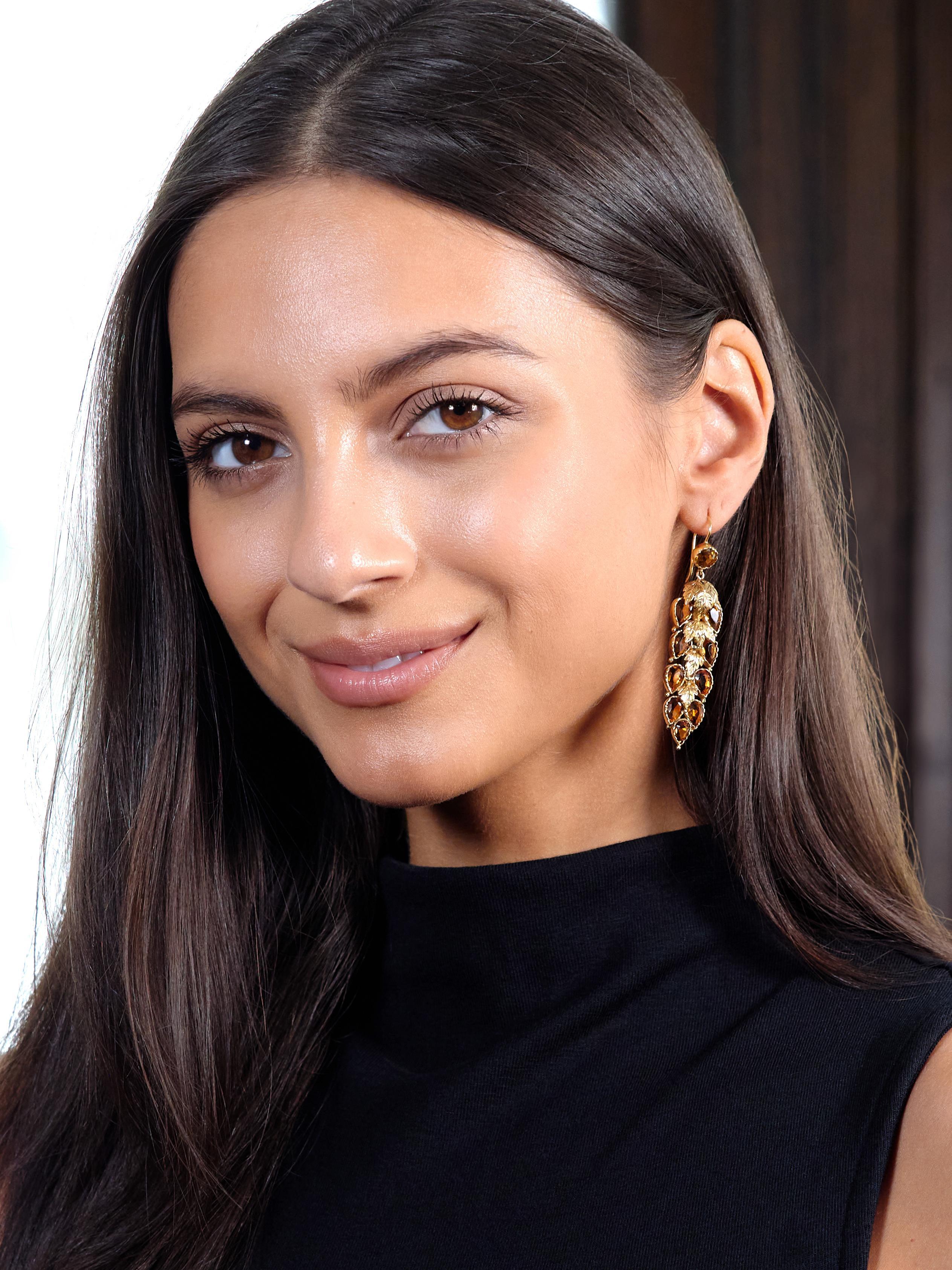 Victorian 11.60 CTW Citrine 14 Karat Yellow Gold Antique Foliate Drop Earrings For Sale 2