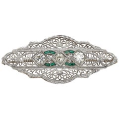 Victorian 1.2 Carat Old European Cut Diamond French Cut Emerald Filigree Brooch