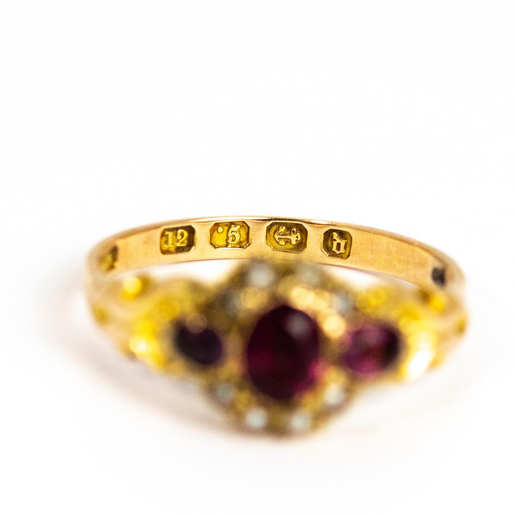 Victorian 12 Karat Gold Amethyst and Pearl Cluster Ring In Good Condition In Chipping Campden, GB