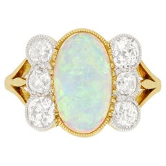 Viktorianischer Ring mit 1,20 Karat Opal und Diamant, um 1900
