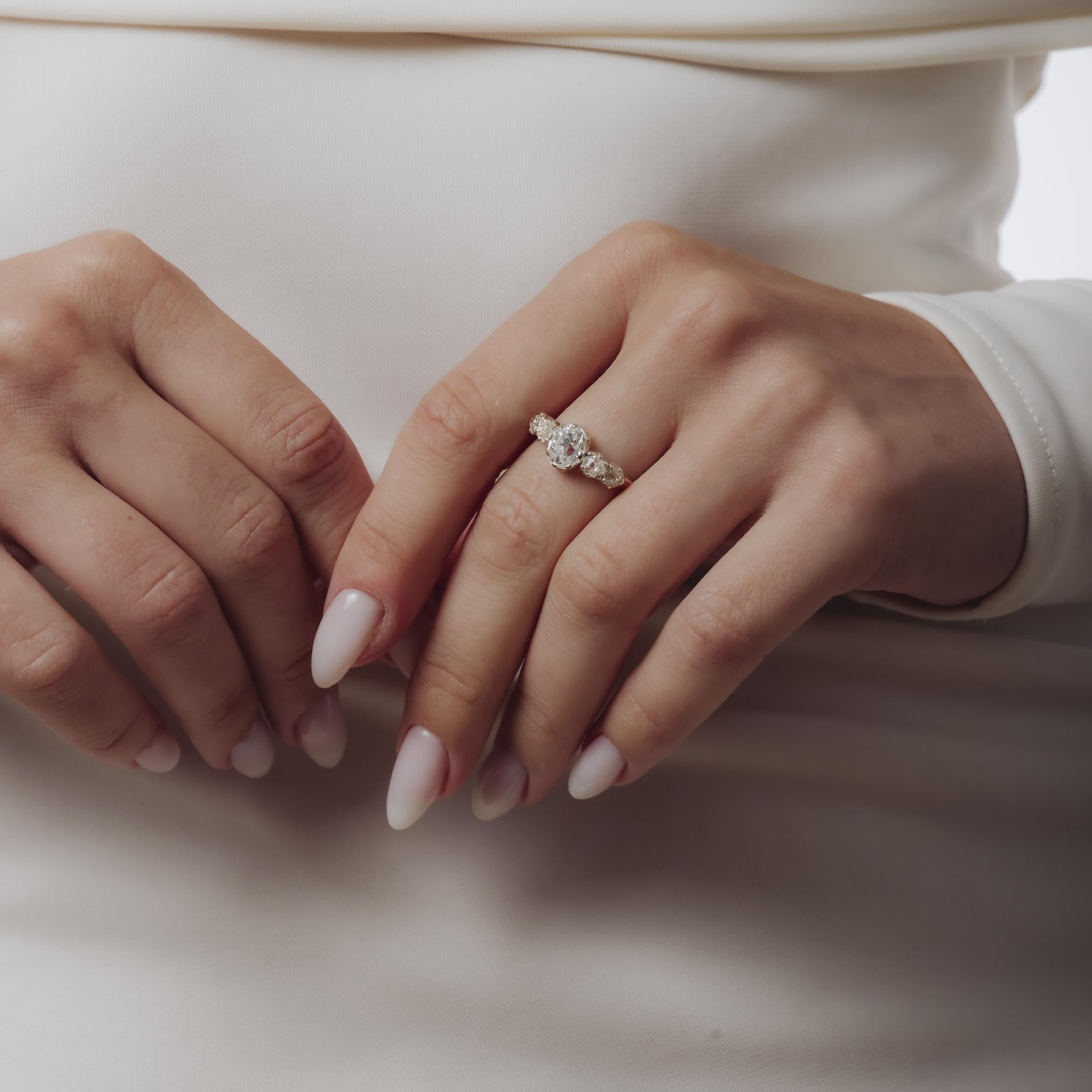 Taille vieille mine Bague de fiançailles victorienne de 1,21 carat de diamant en or rose 18k et argent à 5 pierres en vente