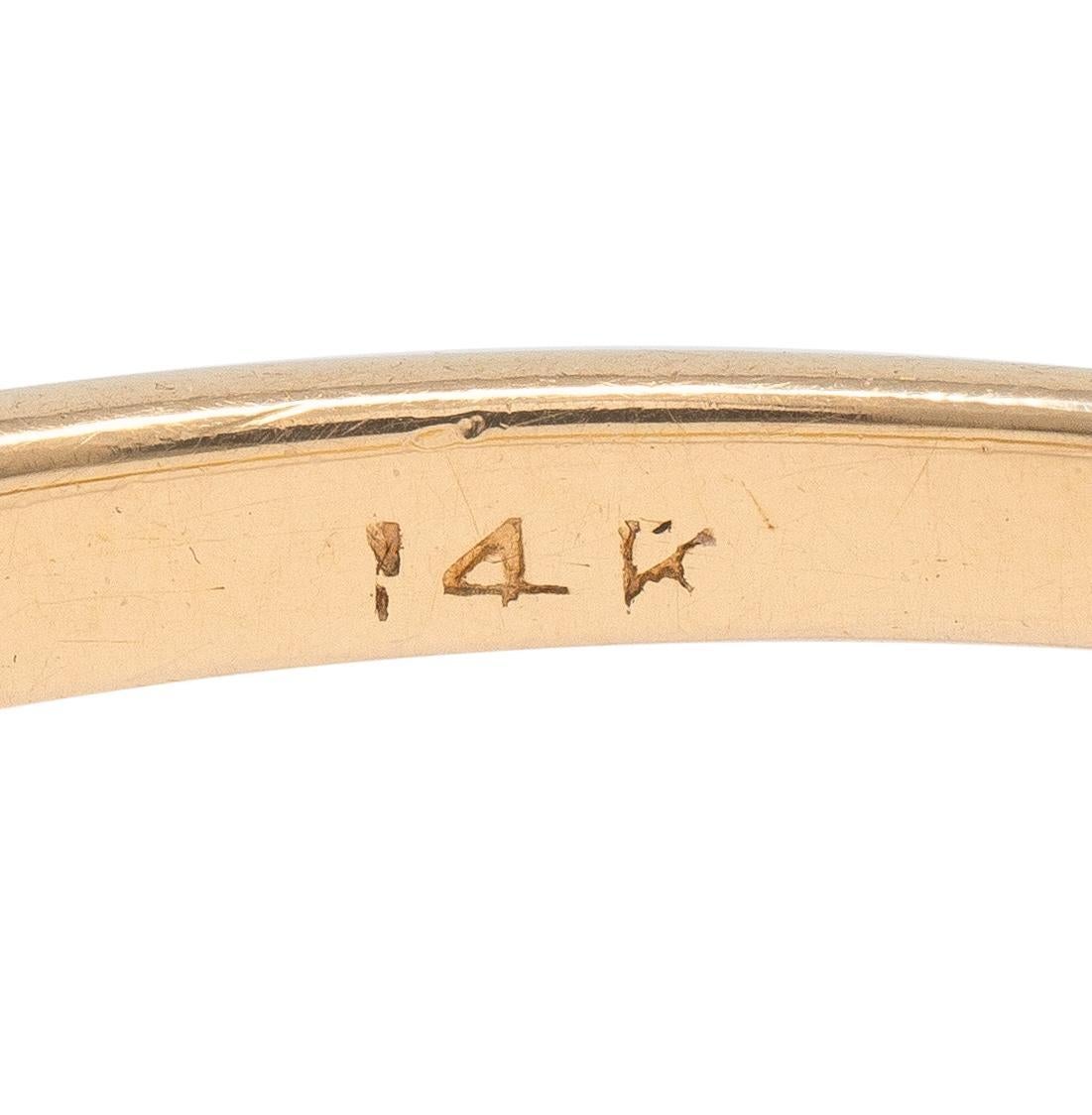 Anillo Halo Antiguo Victoriano de Oro Amarillo de 14 Kilates con Diamante Esmeralda de 1,23 quilates en venta 1