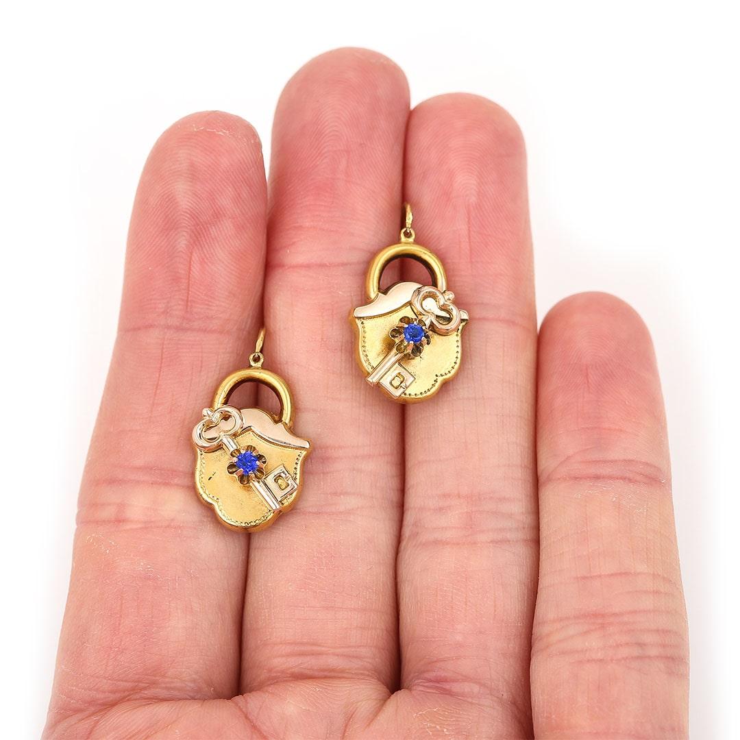Victorian 12 Carat Gold Blue Paste Padlock and Key Earrings, circa 1870 In Good Condition In Lancashire, Oldham