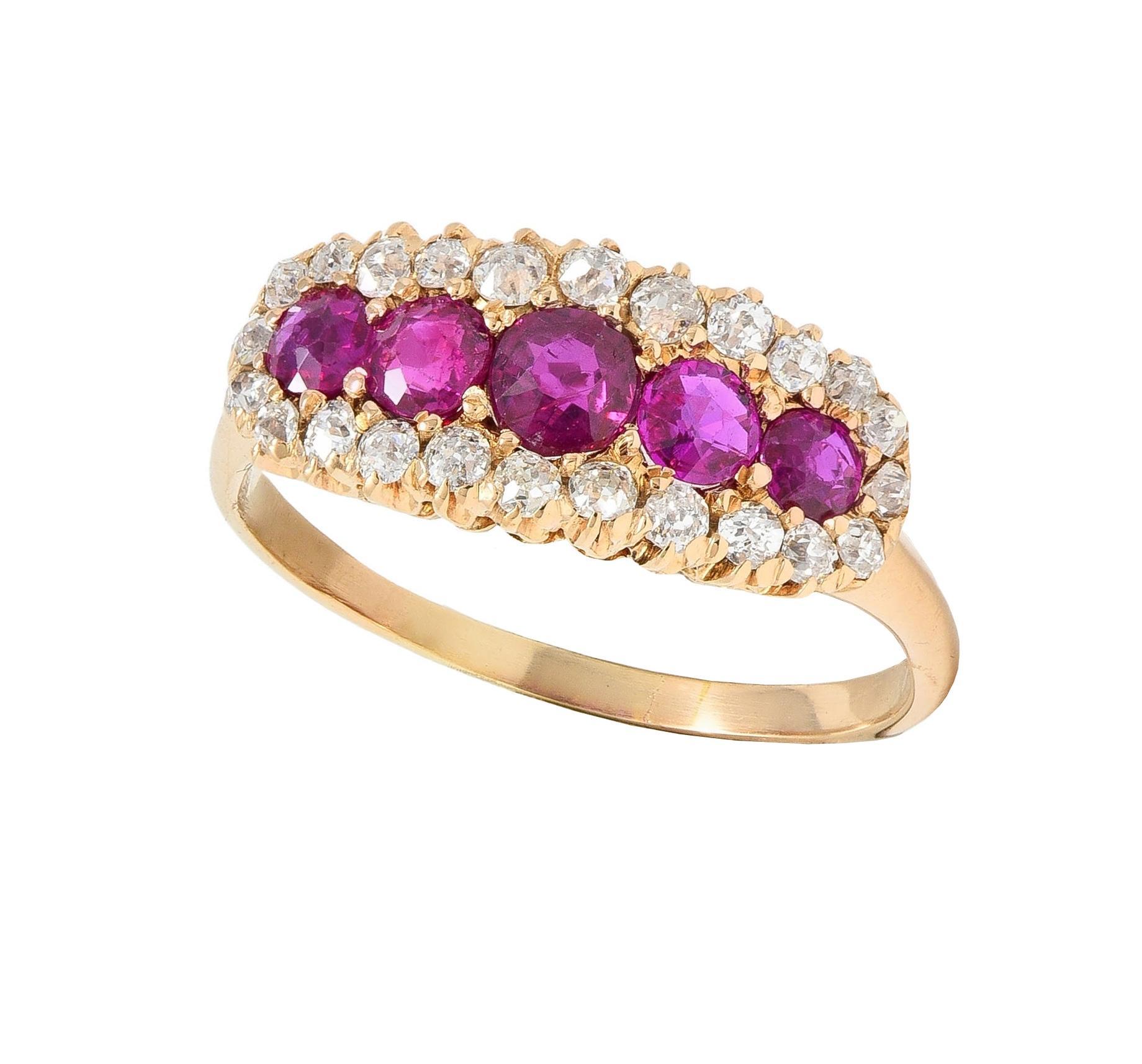 Bague victorienne ancienne à cinq pierres en or jaune 14 carats avec diamants et rubis de 1,33 carat en vente 4