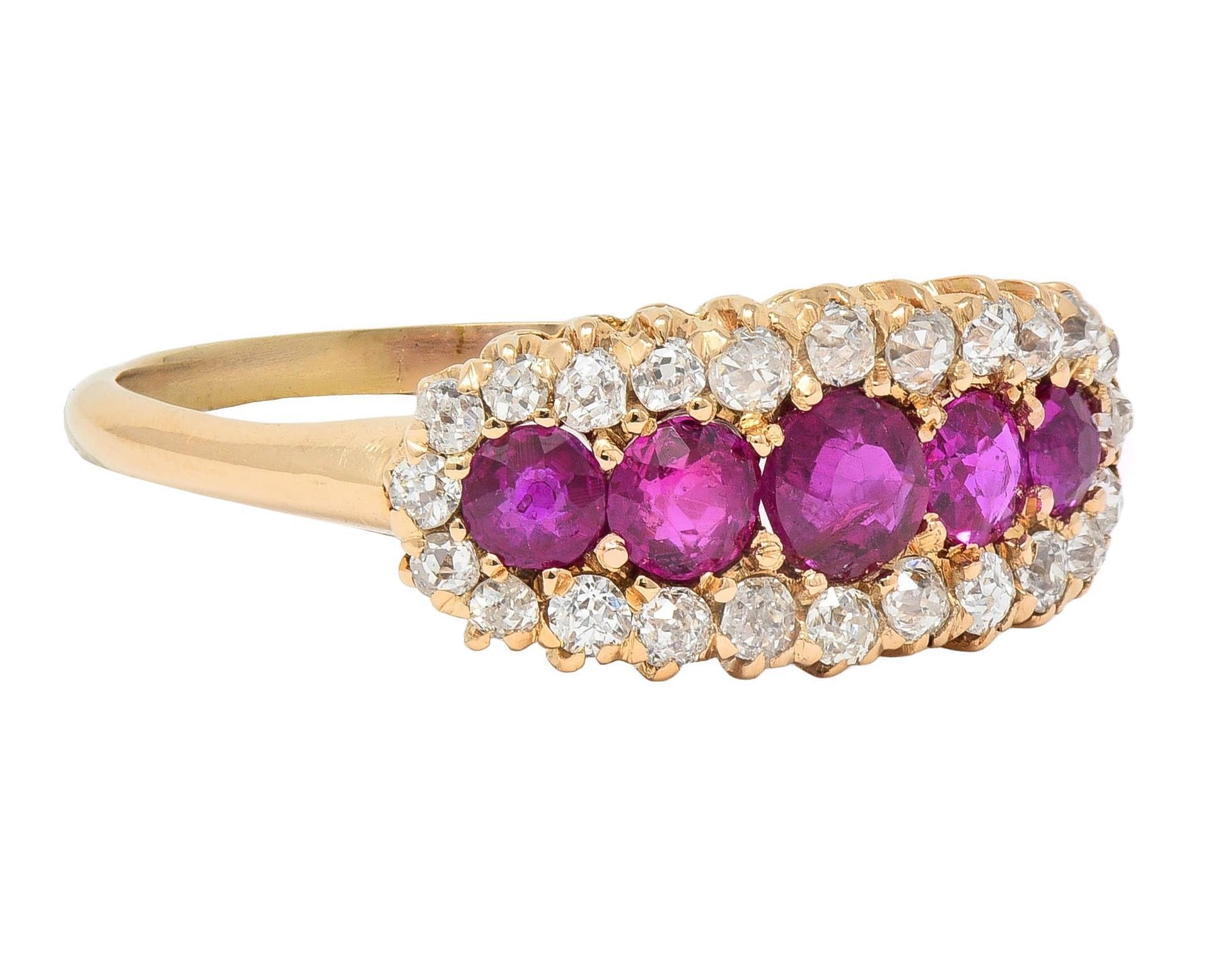 Victorien Bague victorienne ancienne à cinq pierres en or jaune 14 carats avec diamants et rubis de 1,33 carat en vente
