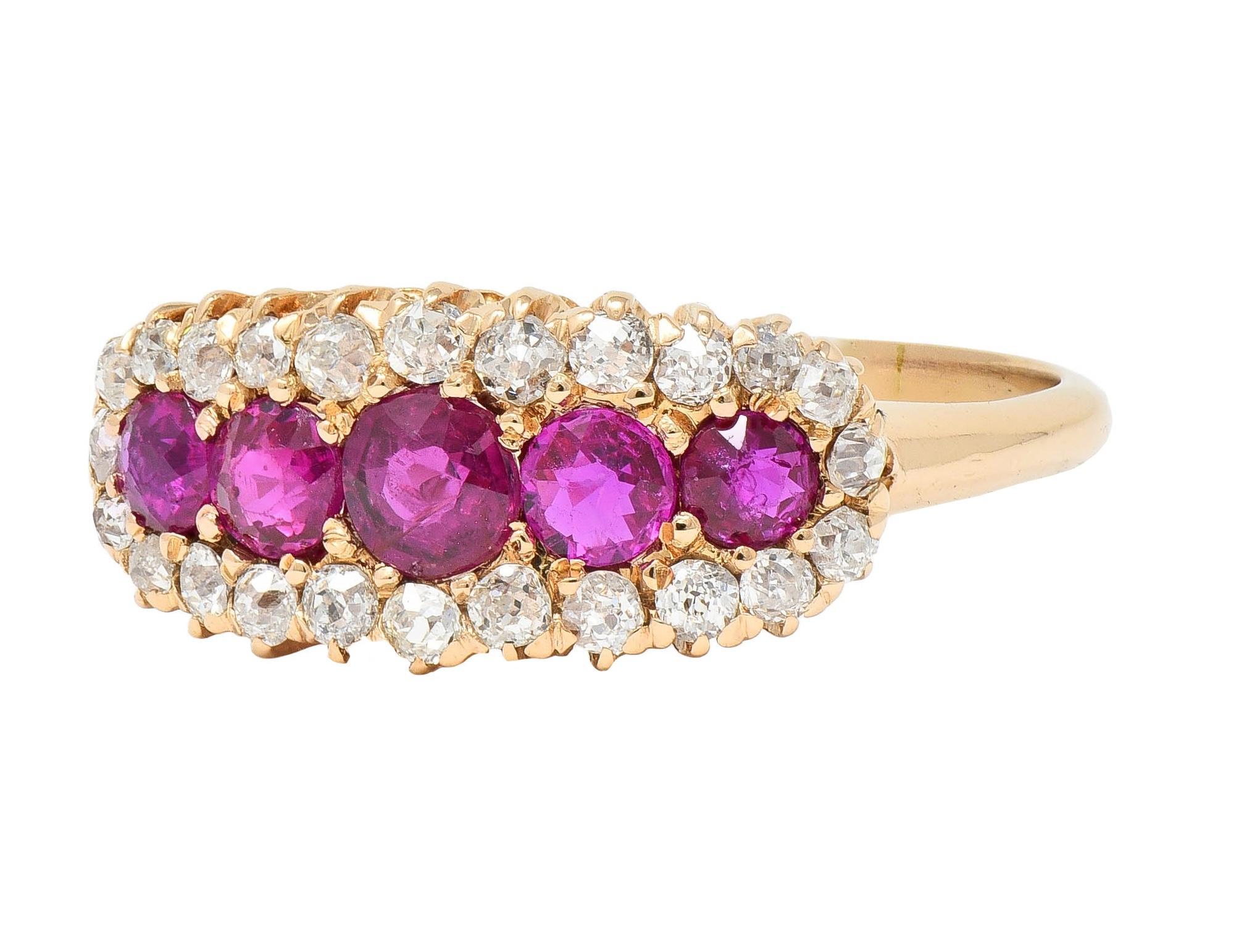 Bague victorienne ancienne à cinq pierres en or jaune 14 carats avec diamants et rubis de 1,33 carat en vente 1