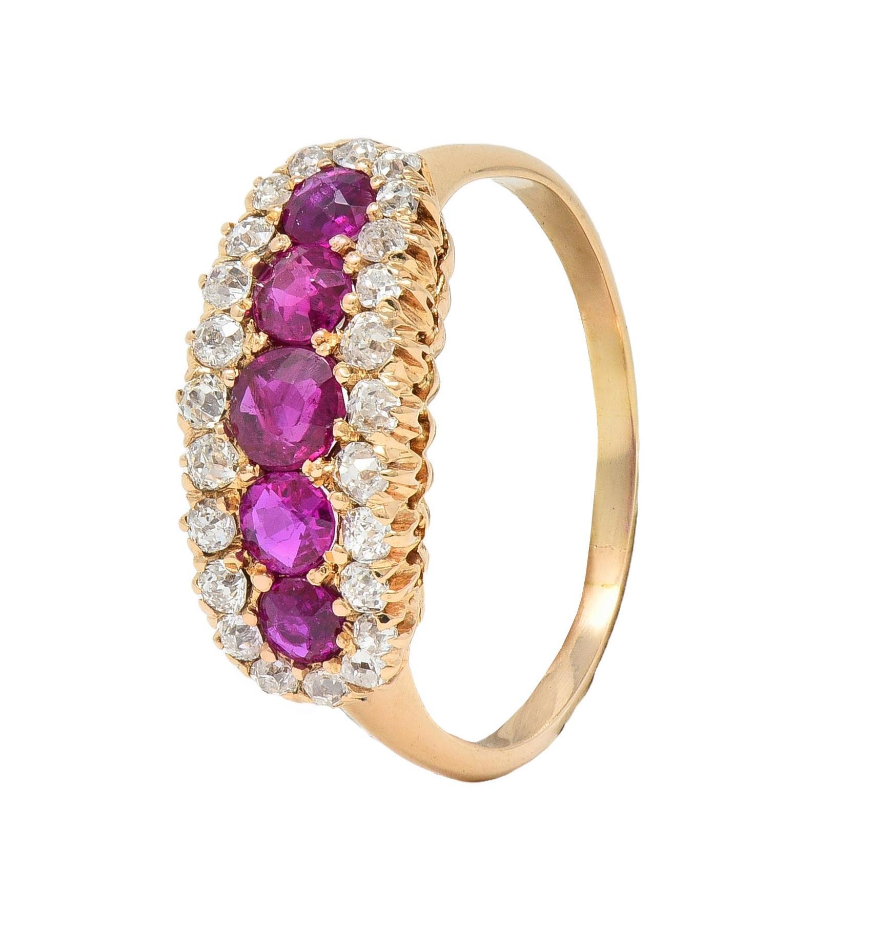 Bague victorienne ancienne à cinq pierres en or jaune 14 carats avec diamants et rubis de 1,33 carat en vente 2