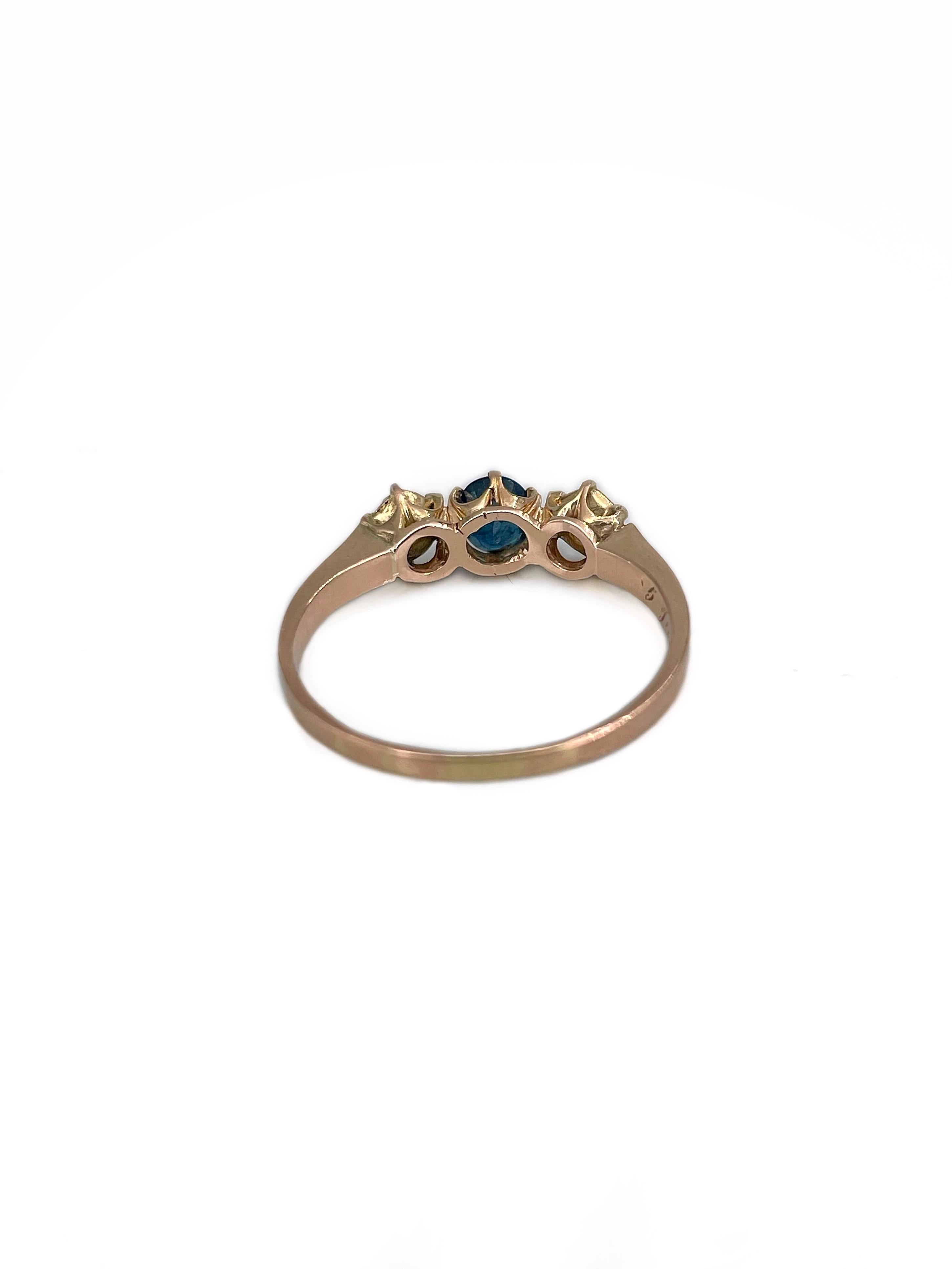 Viktorianischer dreisteiniger viktorianischer Ring aus 14 Karat Gold mit 0,35 Karat Saphir und 0,18 Karat Diamant Damen im Angebot